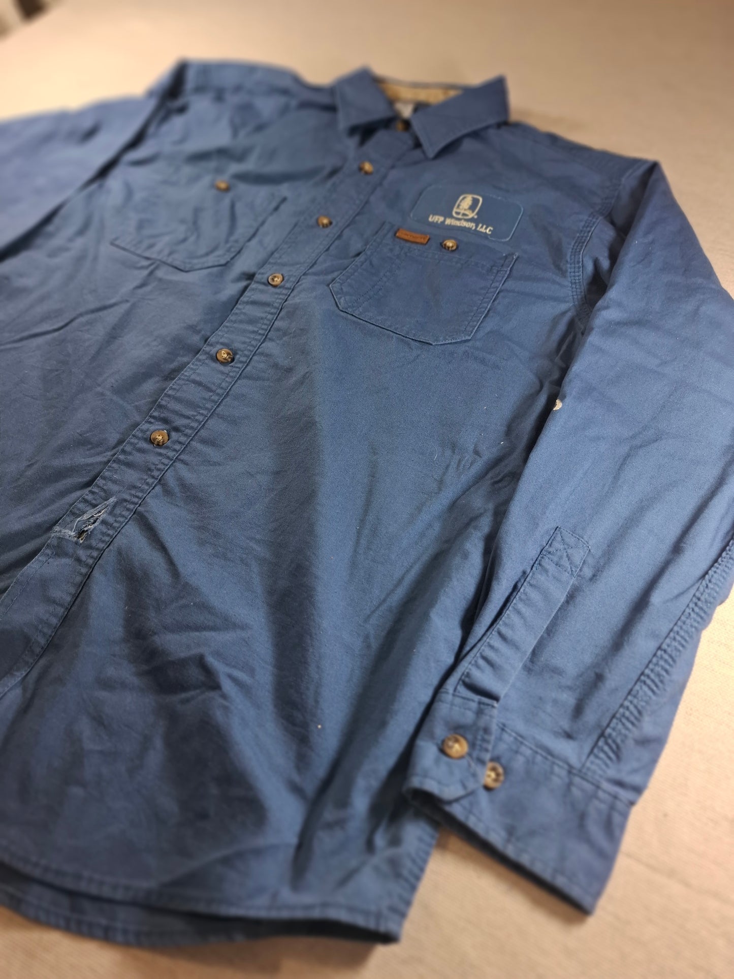 001438 – Carhartt Work Shirt – Blue, Size L