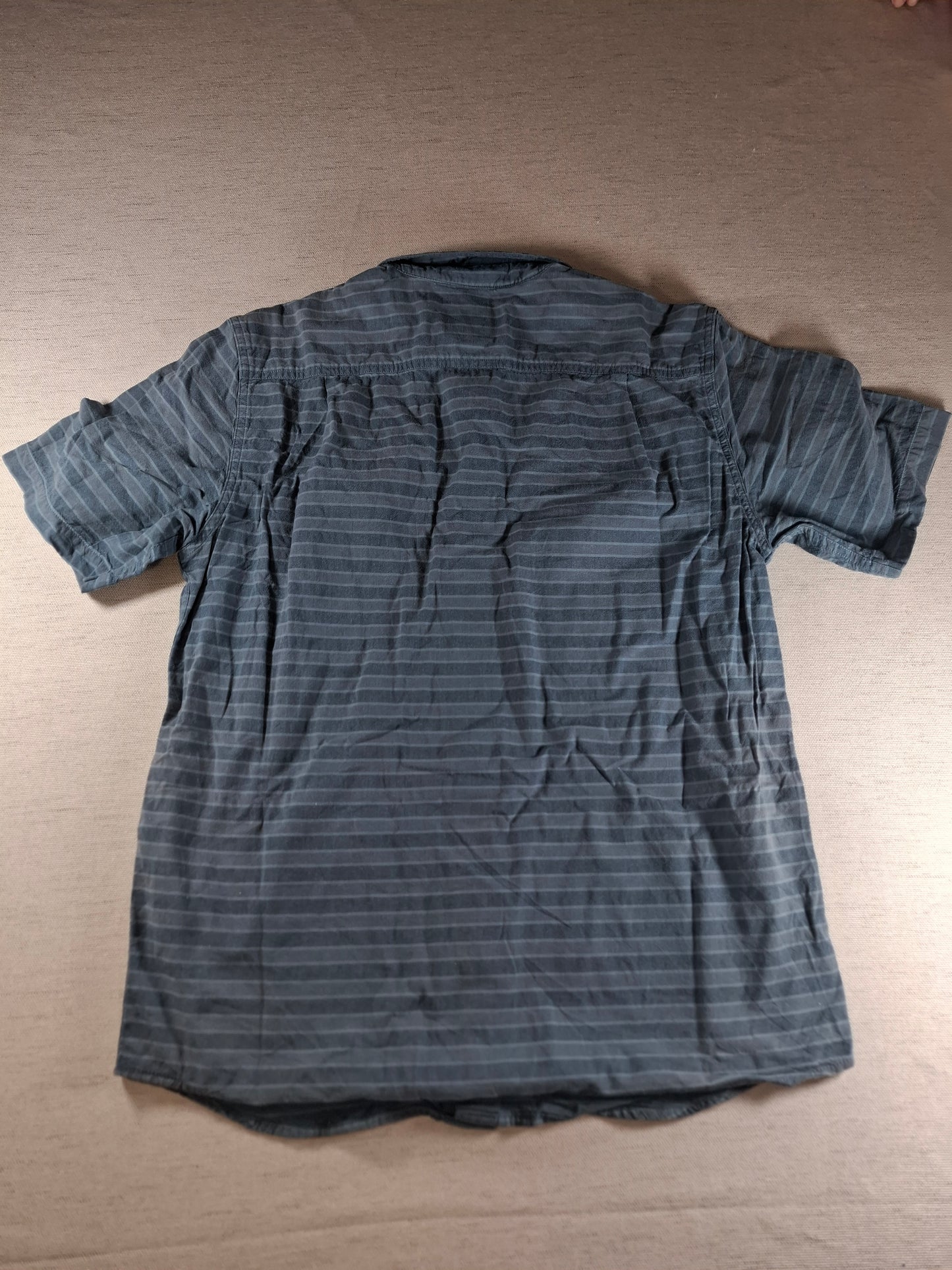 001441 – Carhartt Work Shirt – Grey Stripe, Size M