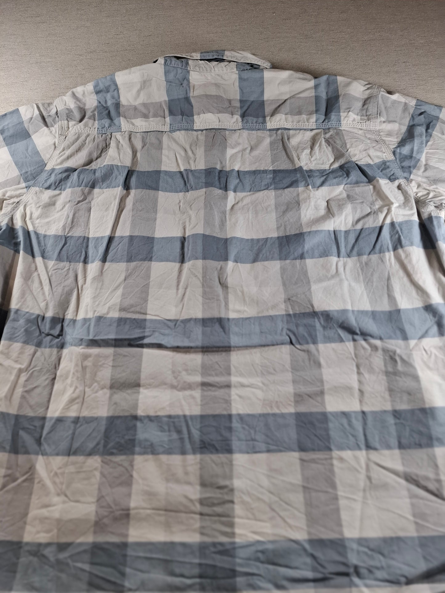 001442 – Carhartt Work Shirt – Blue/White Stripe, Size XL