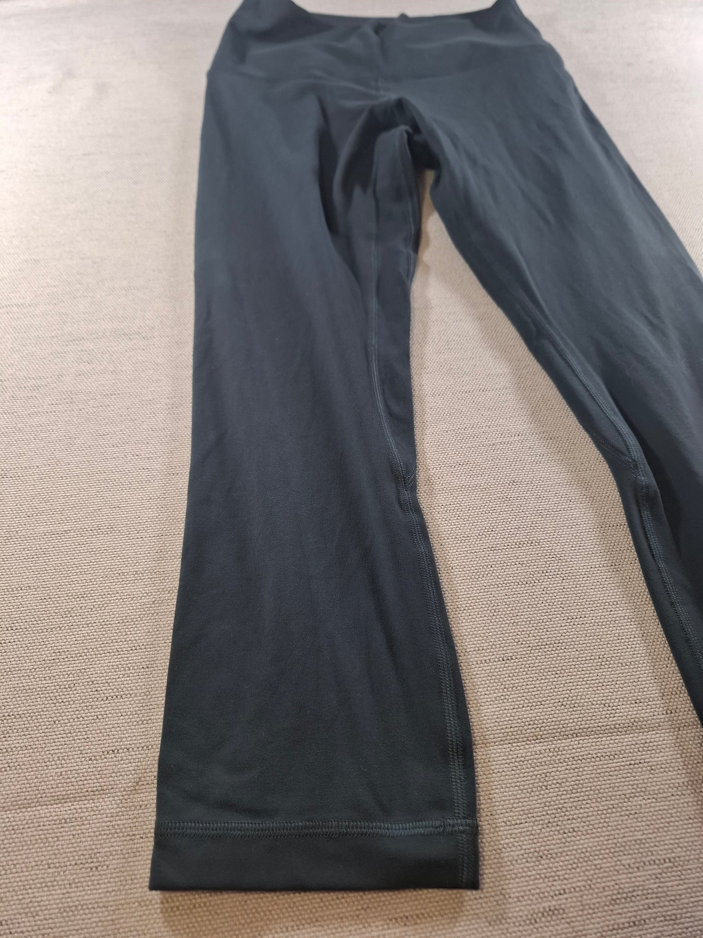 001448 – Lululemon Legging – Khaki/Green, Size 6