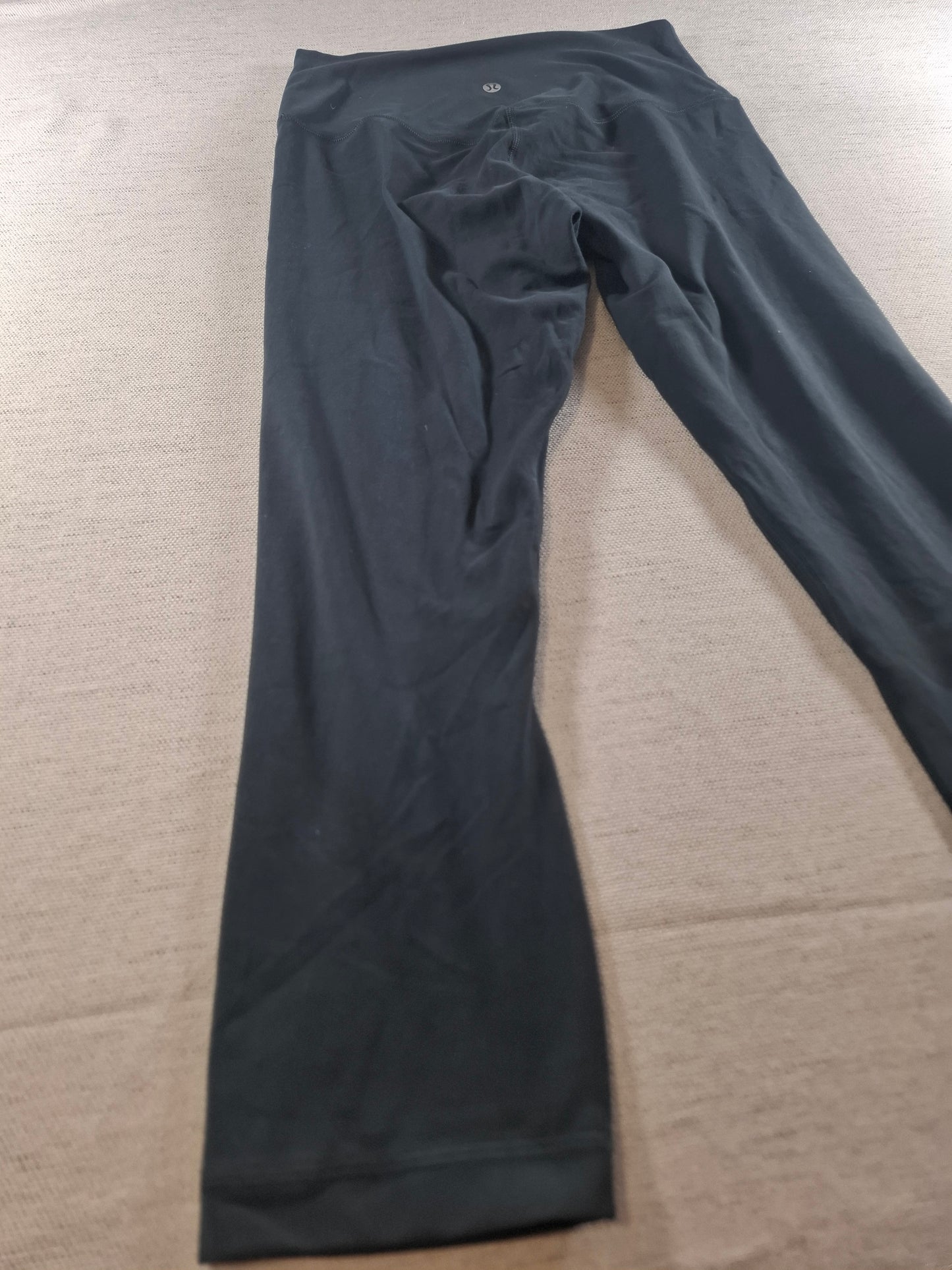 001448 – Lululemon Legging – Khaki/Green, Size 6