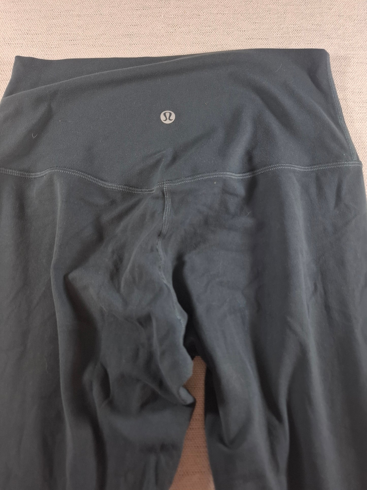 001448 – Lululemon Legging – Khaki/Green, Size 6