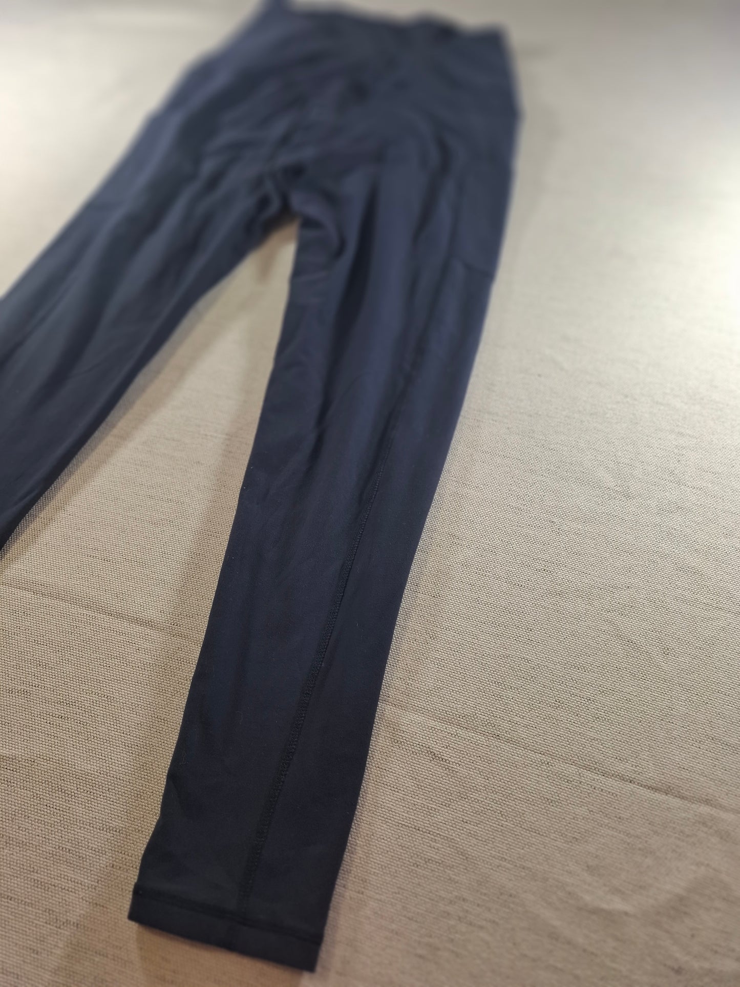 001453 – Lululemon Legging – Navy, Size Other