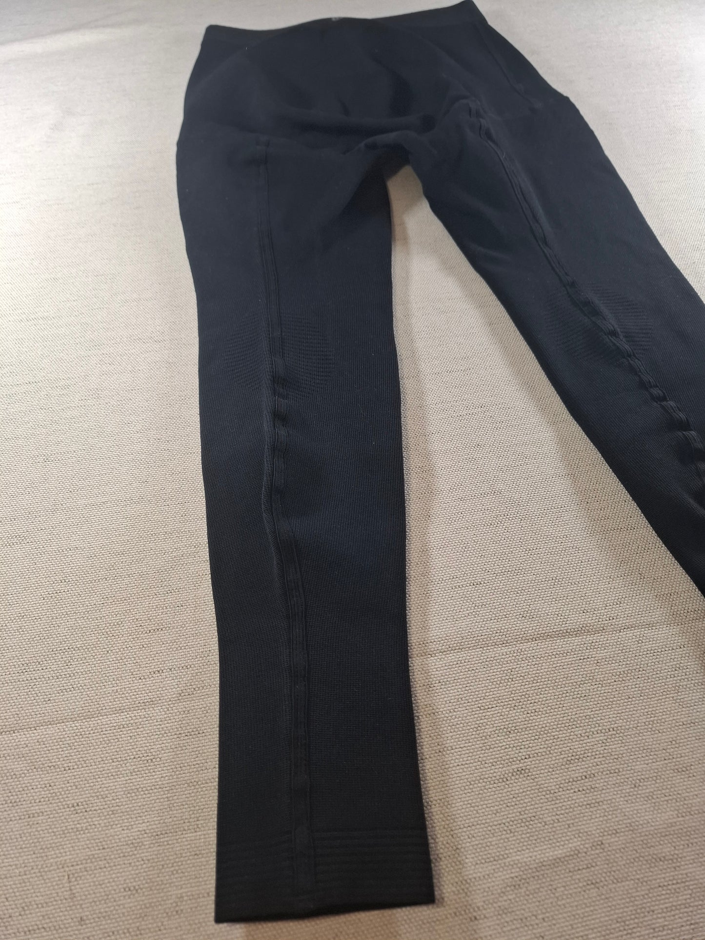 001454 – Lululemon Legging – Black, Size Other