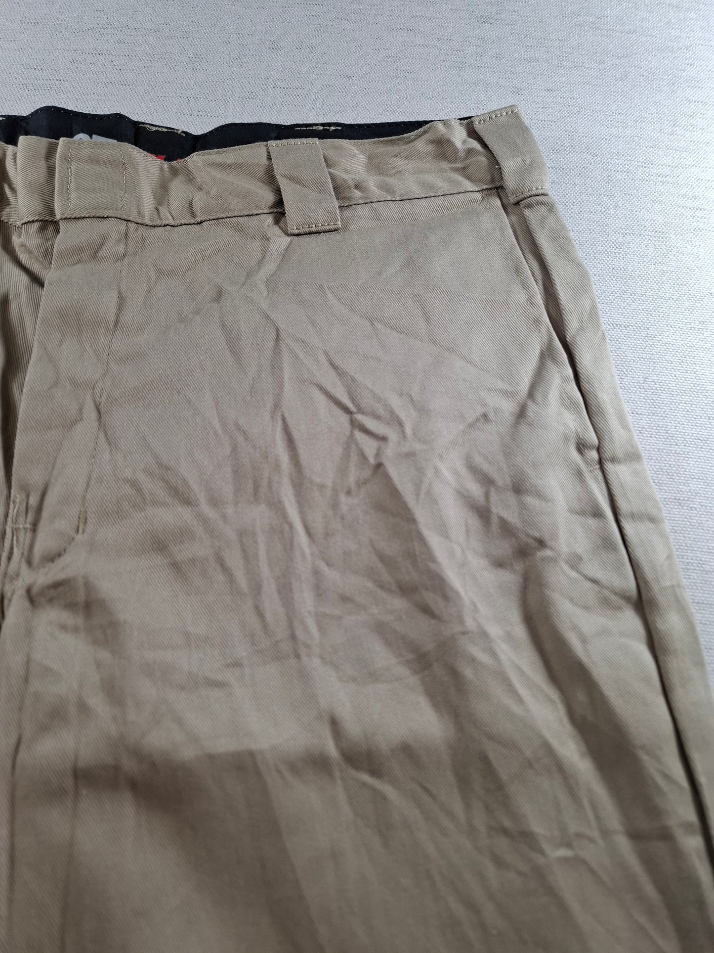 001460 – Dickies pants/ trousers – Khaki, Size 38/30