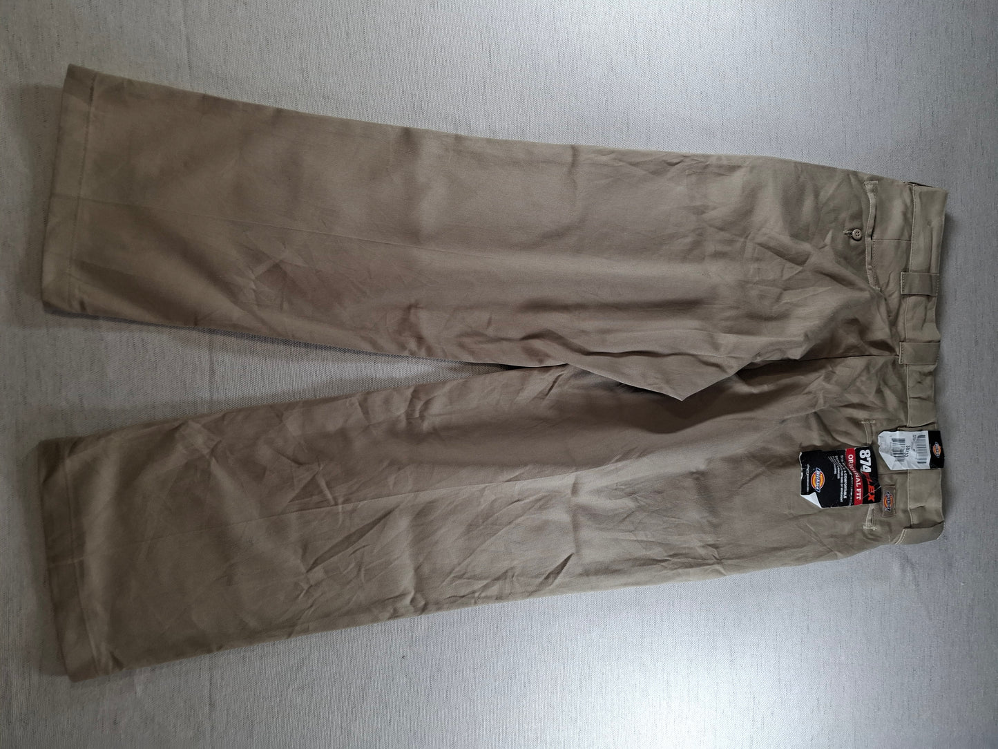 001460 – Dickies pants/ trousers – Khaki, Size 38/30