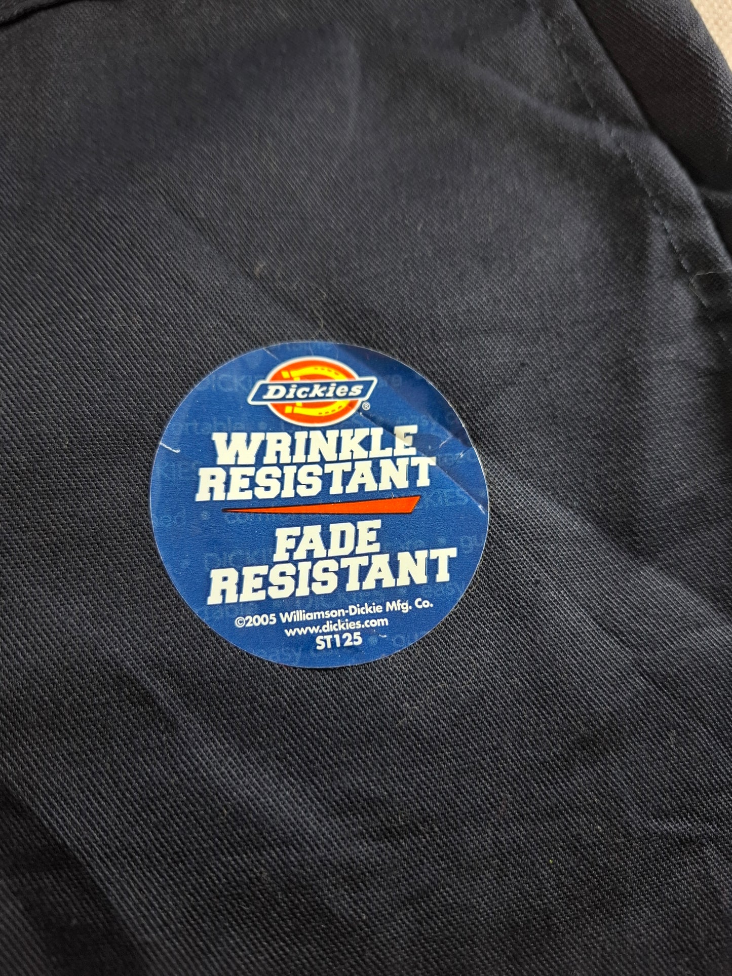 001461 – Dickies pants/ trousers – Navy, Size 40/30