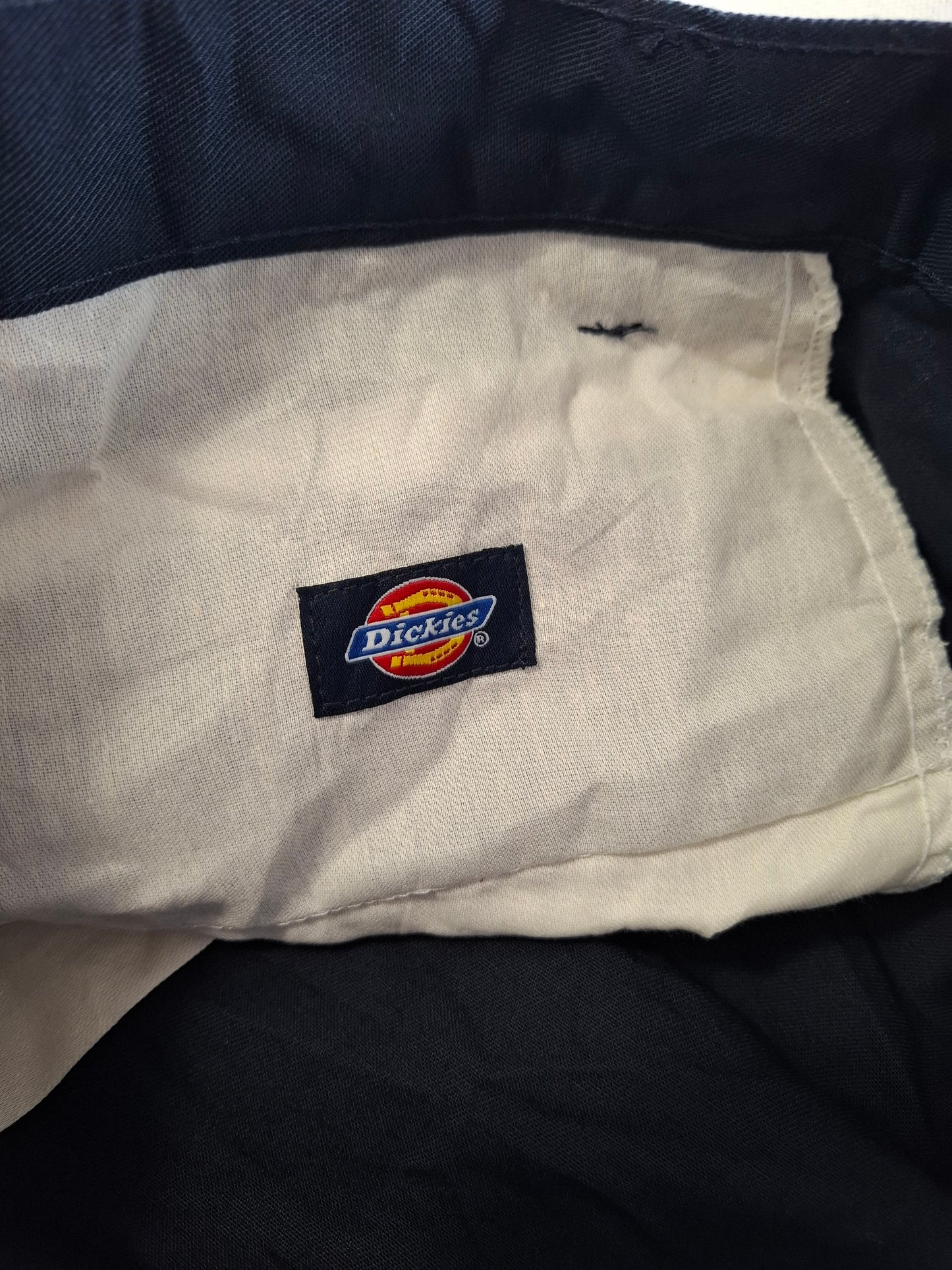 001461 – Dickies pants/ trousers – Navy, Size 40/30