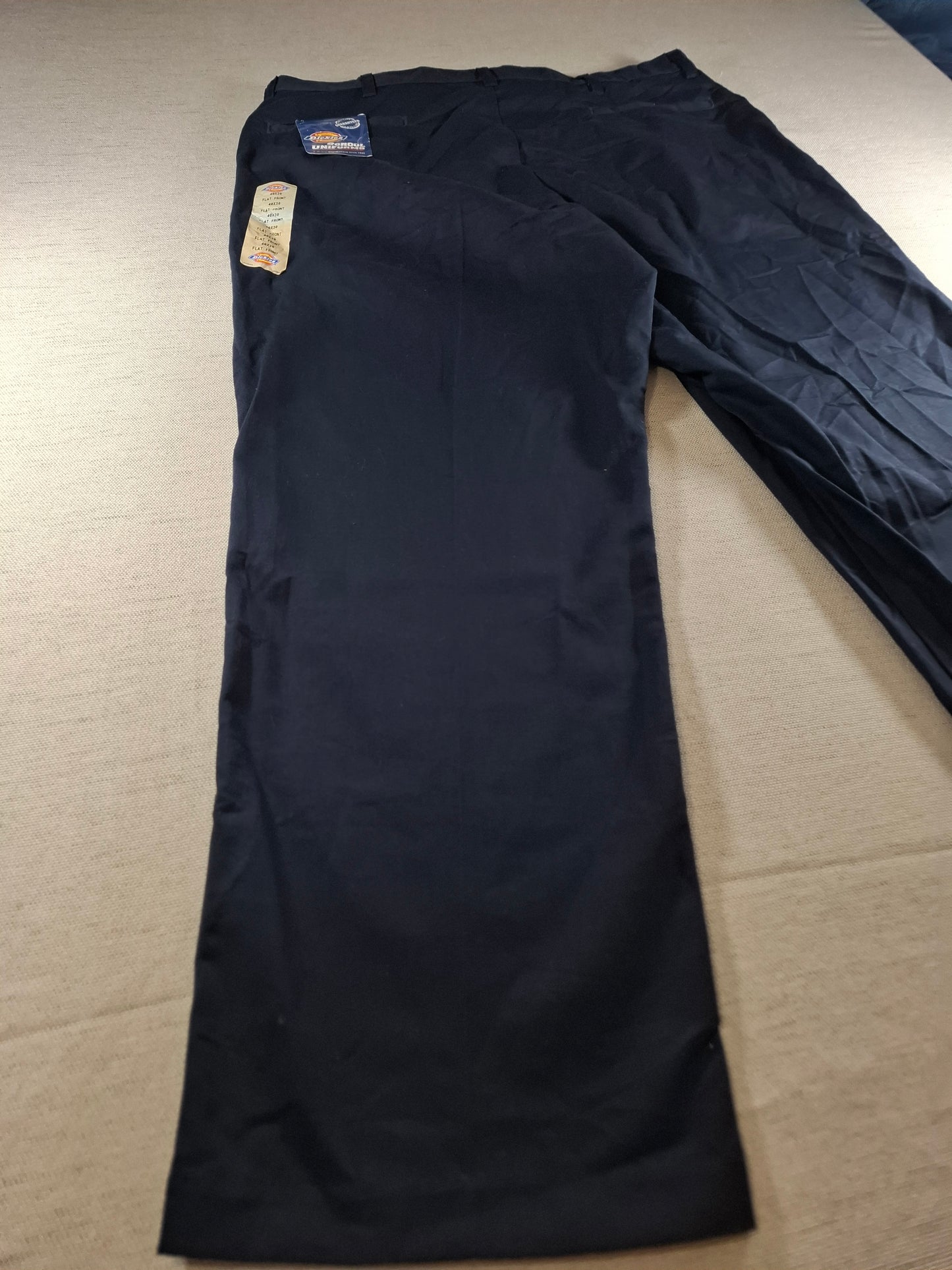 001461 – Dickies pants/ trousers – Navy, Size 40/30