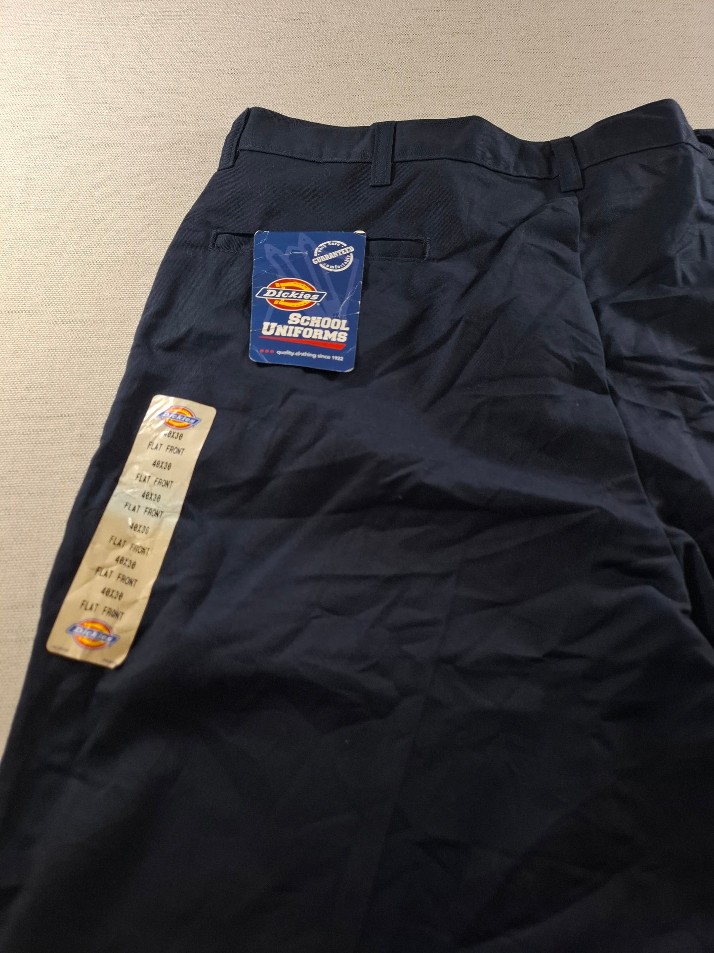 001461 – Dickies pants/ trousers – Navy, Size 40/30