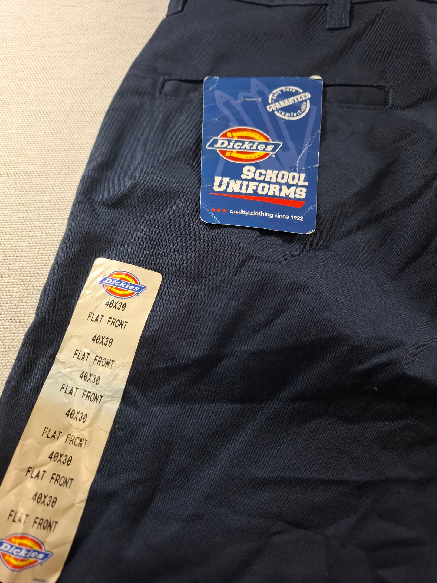 001461 – Dickies pants/ trousers – Navy, Size 40/30