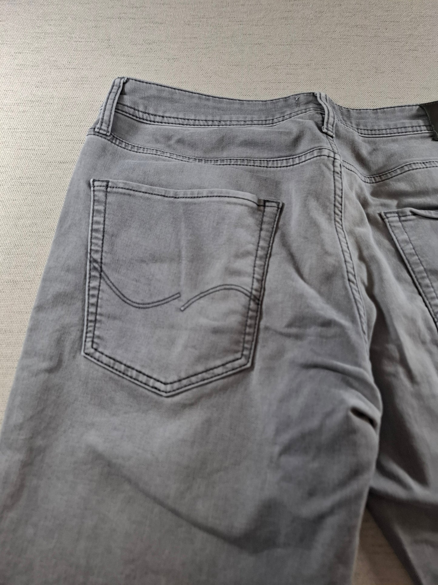 001464 – Jack & Jones Jeans – Grey, Size 36/36
