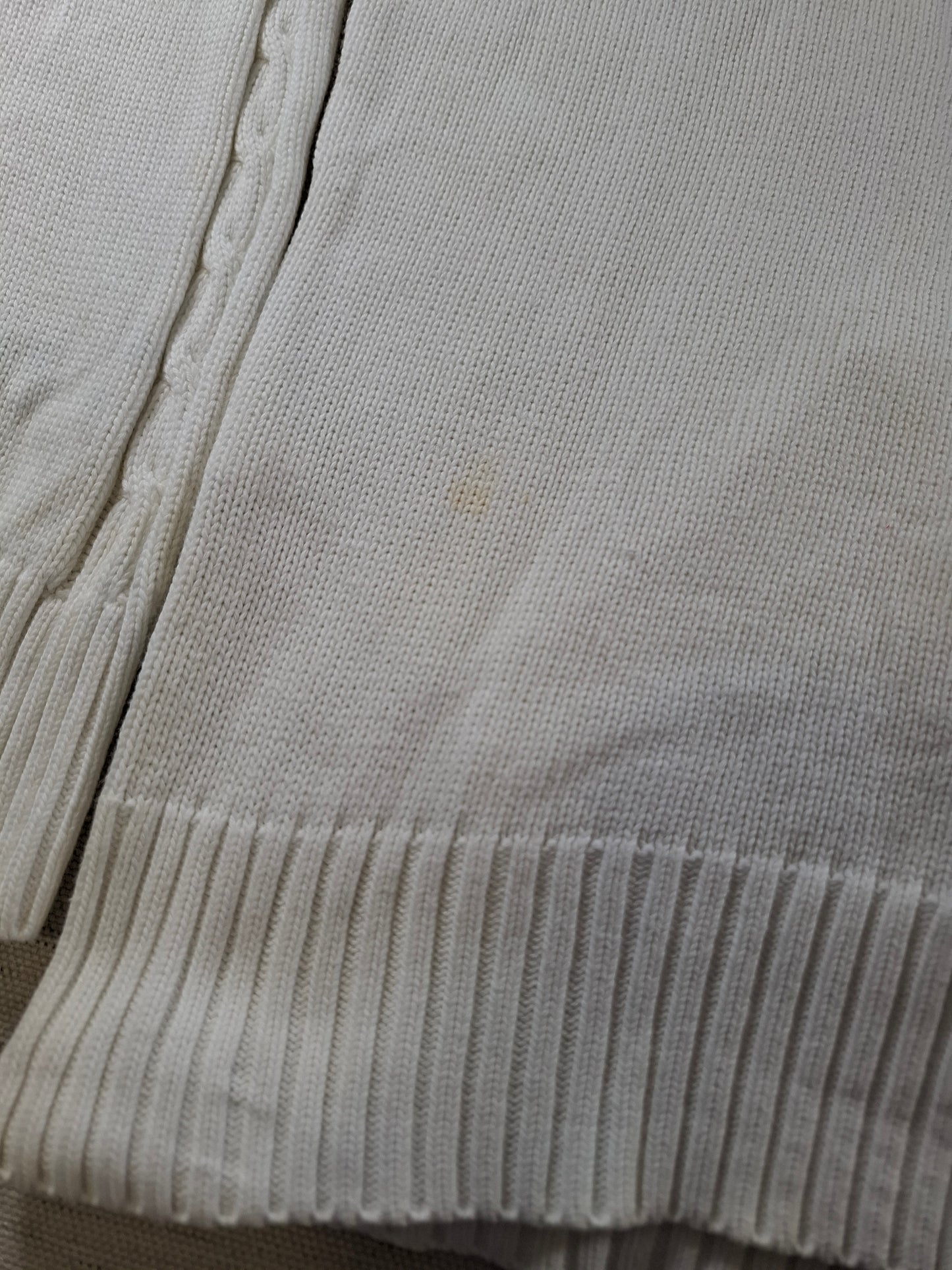 001470 – Polo Ralph Lauren Full-Zip Sweater – White, Size M
