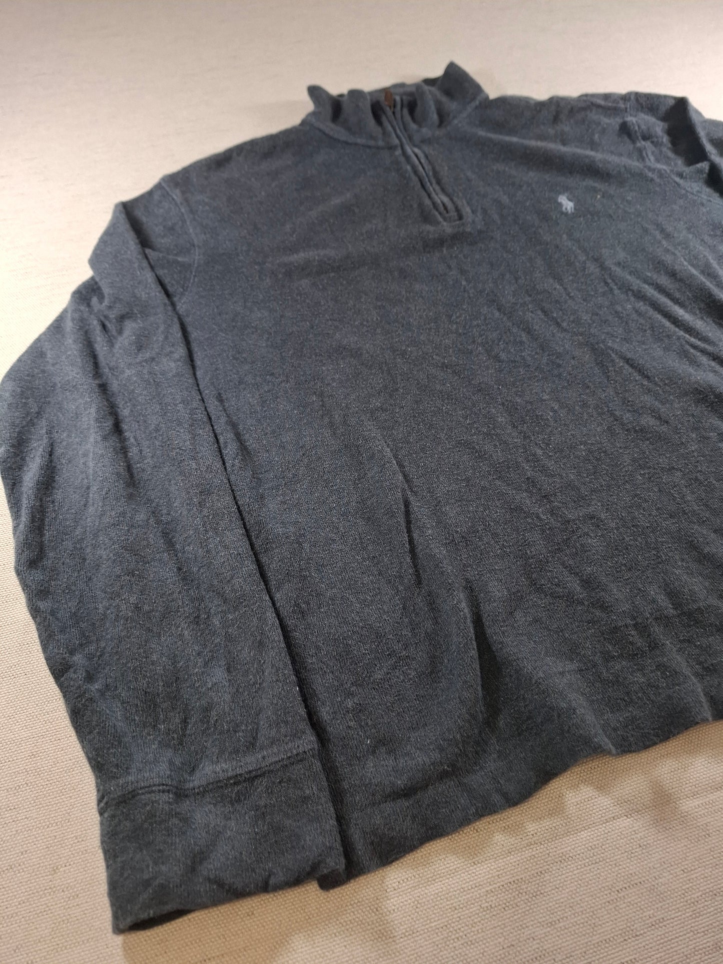 001472 – Polo Ralph Lauren Quarter-Zip Sweater – Charcoal, Size M