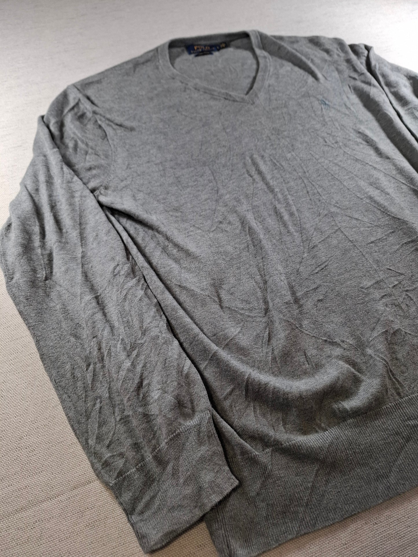 001473 – Polo Ralph Lauren V-neck Sweater – Grey, Size L