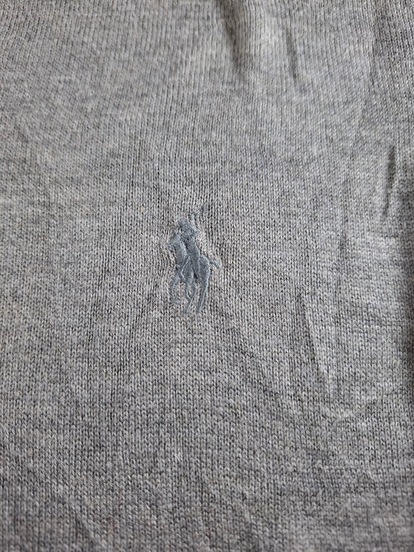 001473 – Polo Ralph Lauren V-neck Sweater – Grey, Size L