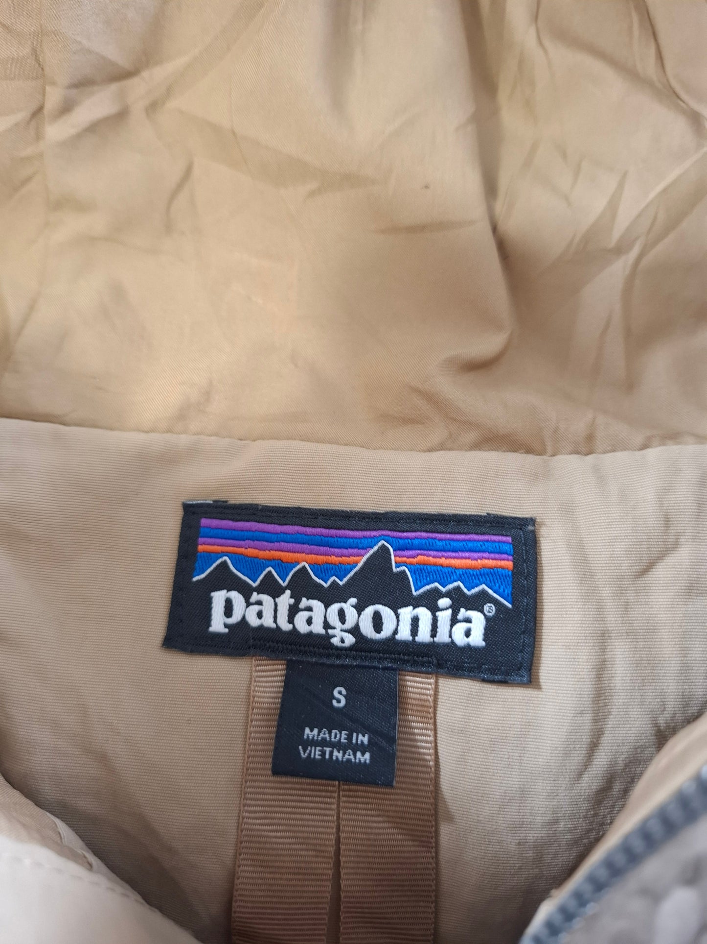 001488 – Patagonia Parka – Cream, Size S