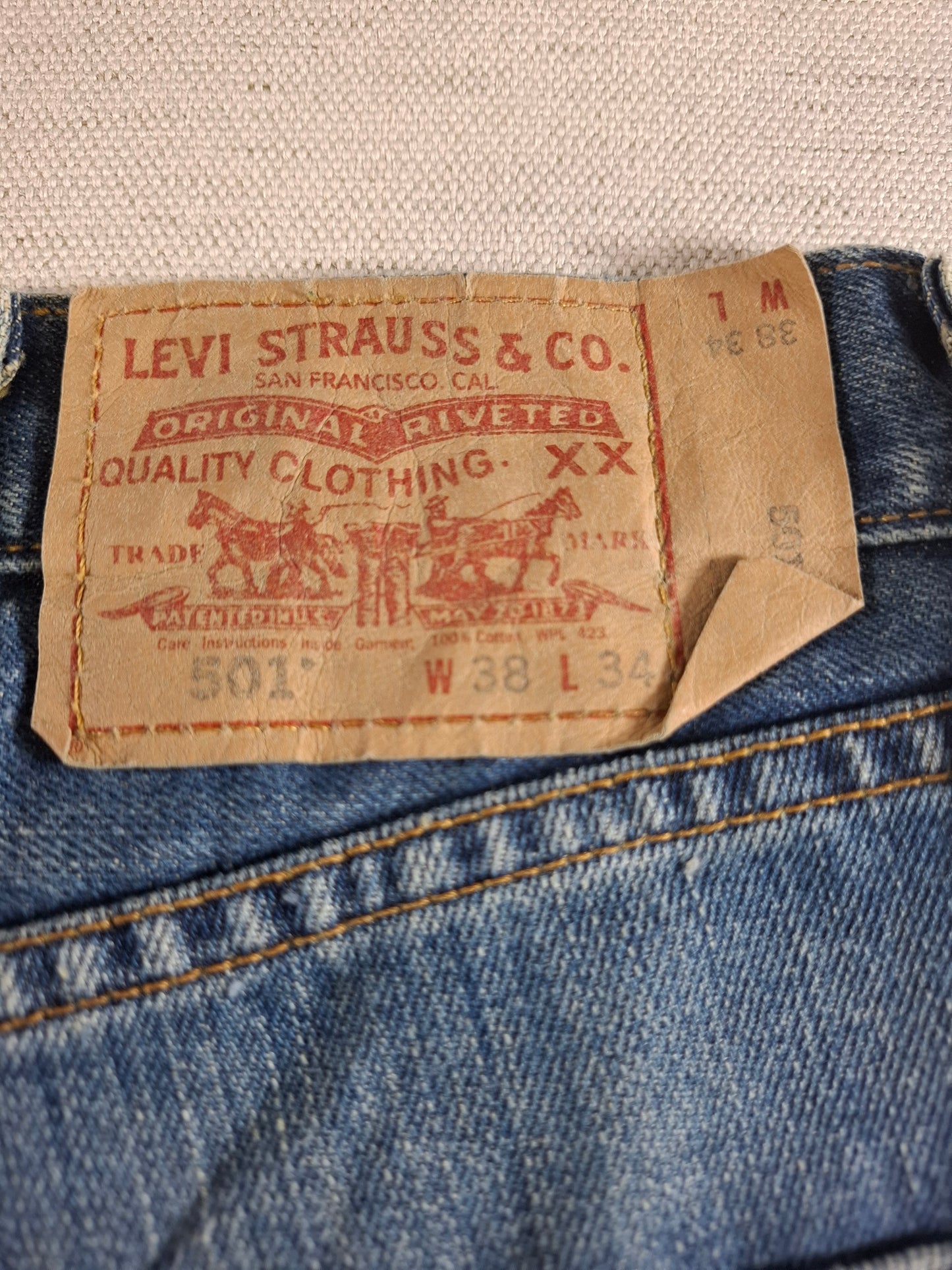 001508 – Levi's Jeans (501) – Blue, Size 38/34