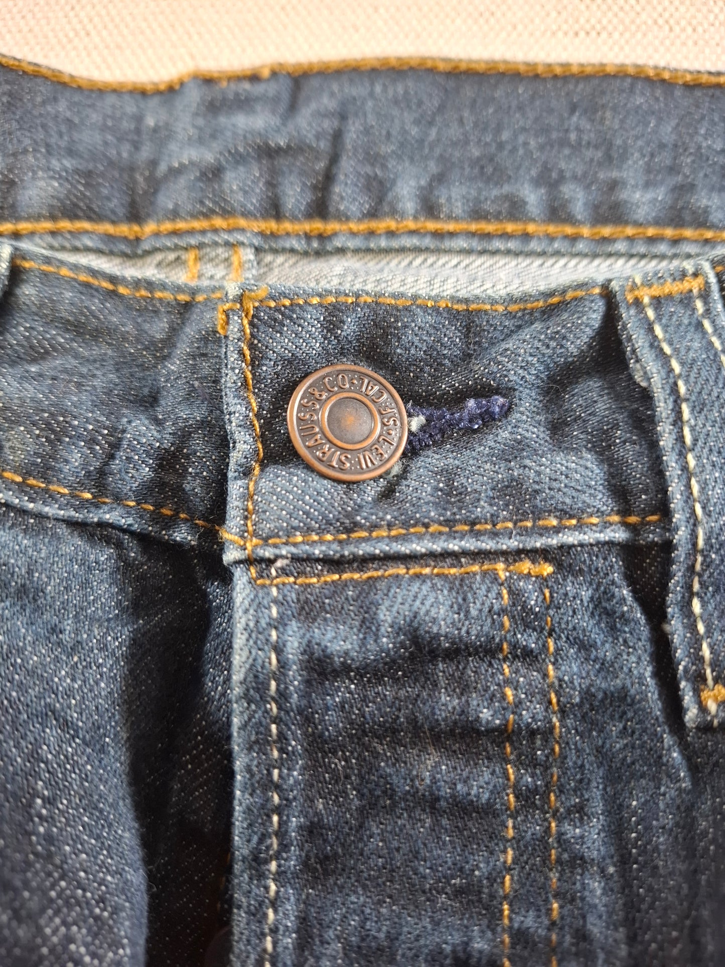 001509 – Levi's Jeans (501) – Dark Blue, Size 32/34