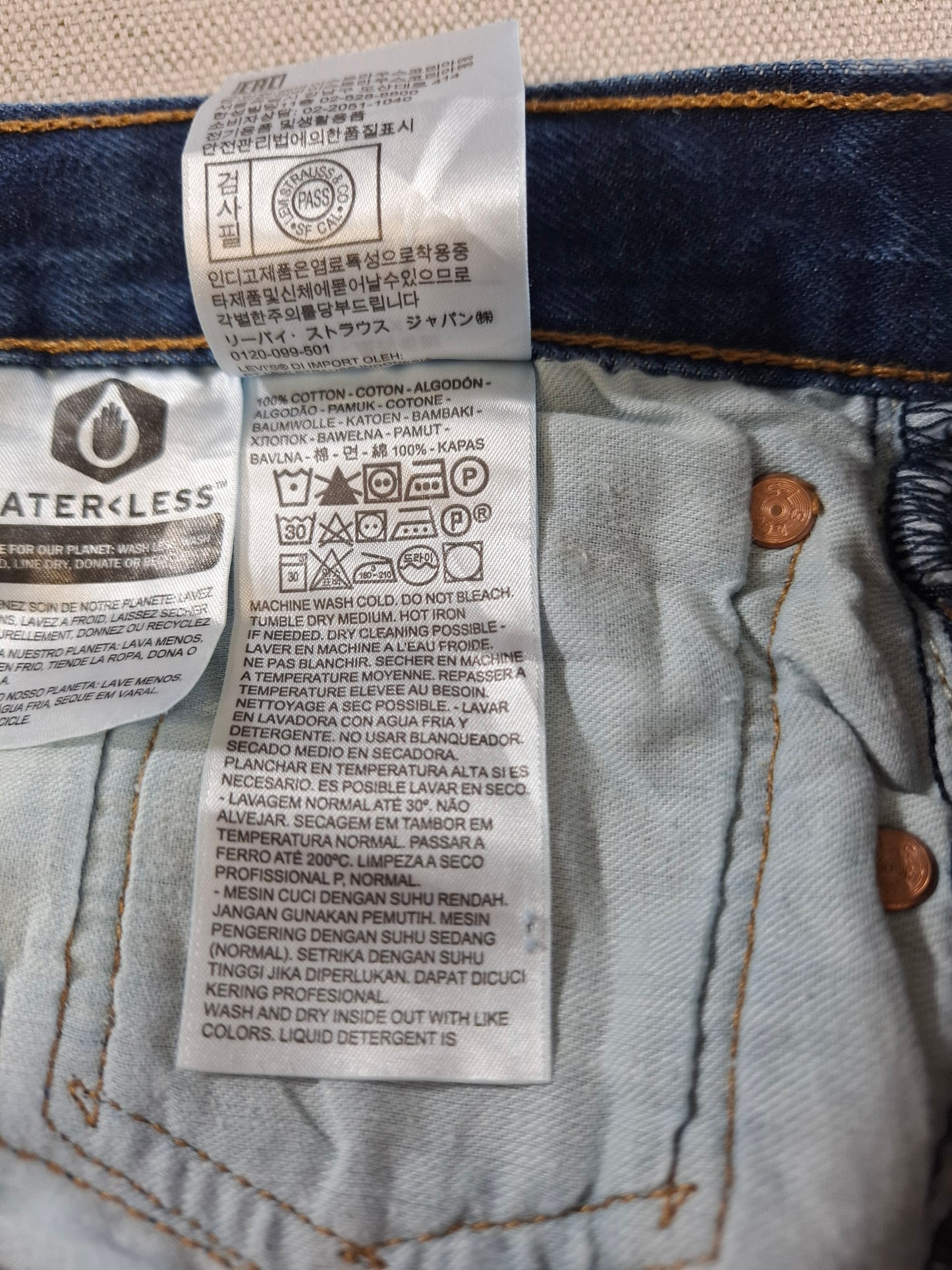 001512 – Levi's Jeans (501) – Blue, Size 36/32