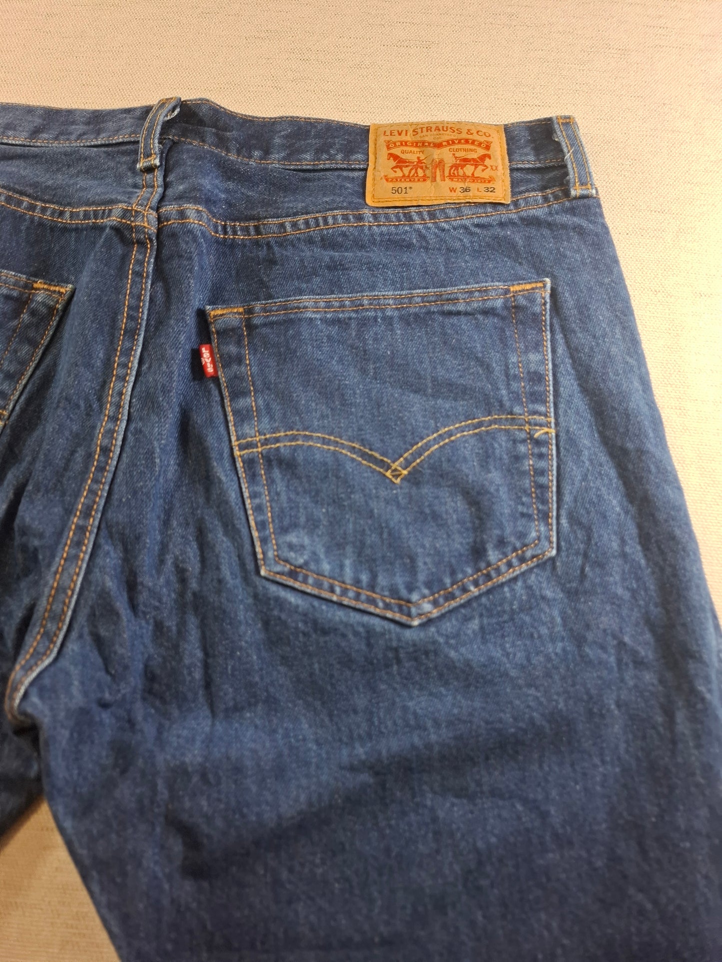001512 – Levi's Jeans (501) – Blue, Size 36/32