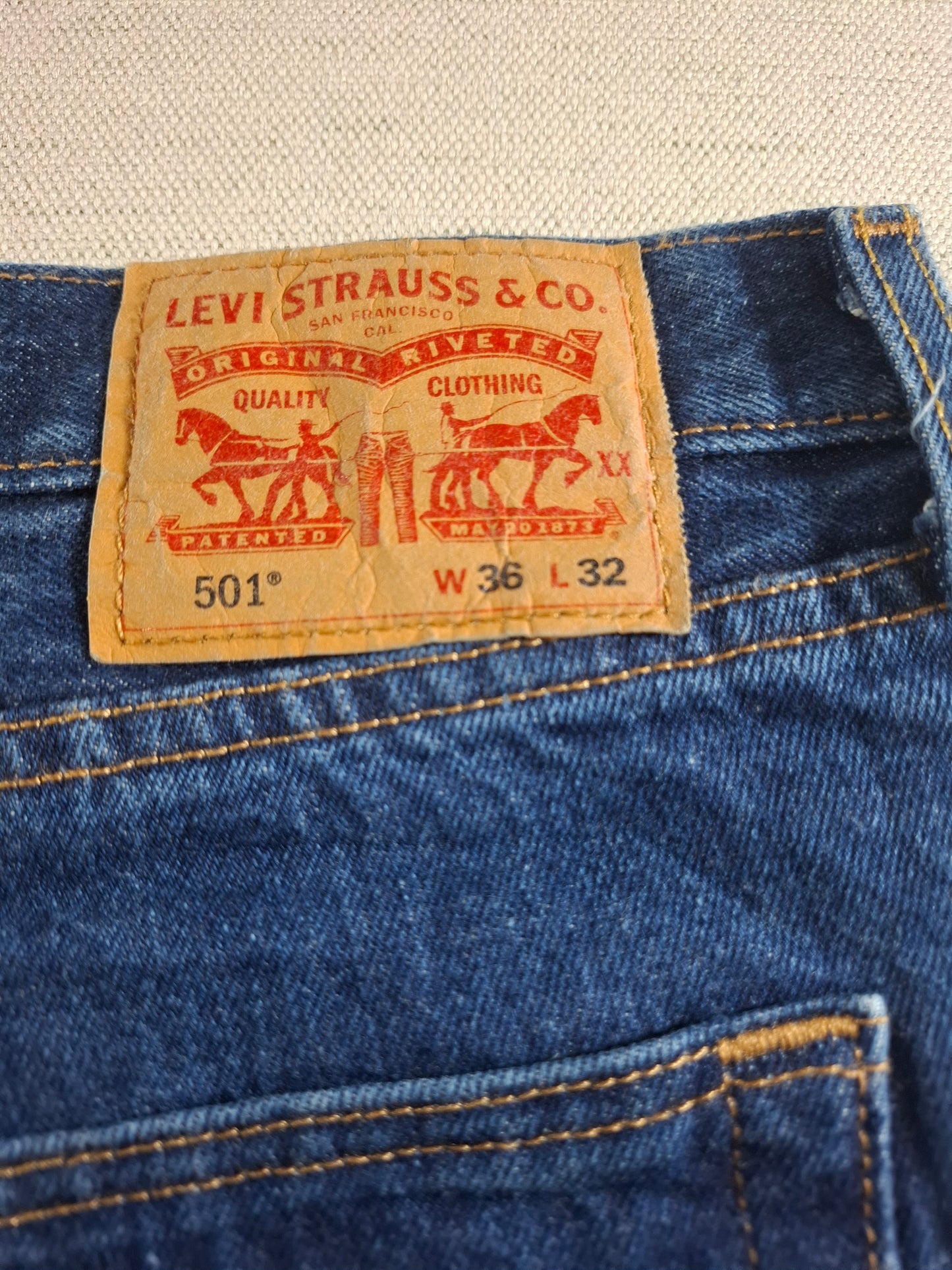001512 – Levi's Jeans (501) – Blue, Size 36/32
