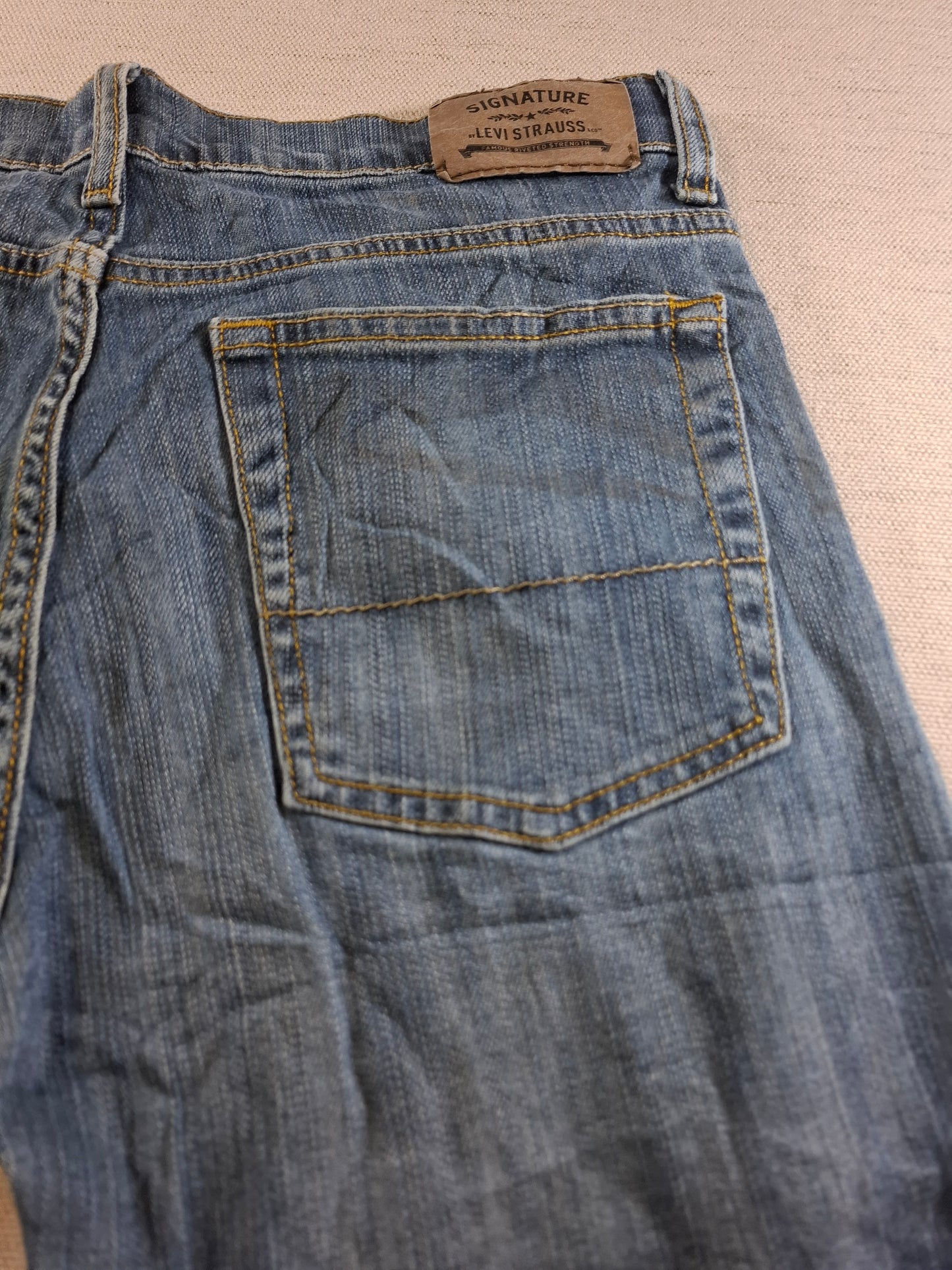 001516 – Levi's Jeans – Blue, Size Regular 10