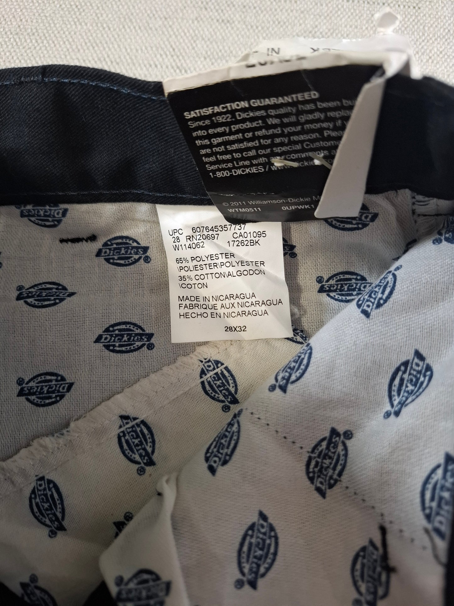001517 – Dickies Pants – Black, Size 28/32