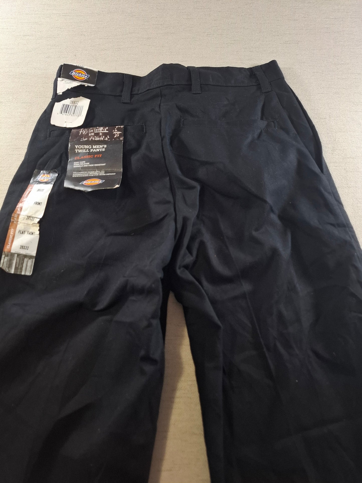 001517 – Dickies Pants – Black, Size 28/32