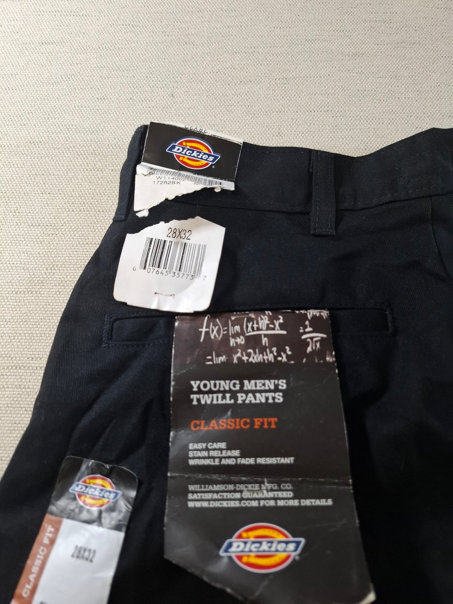 001517 – Dickies Pants – Black, Size 28/32
