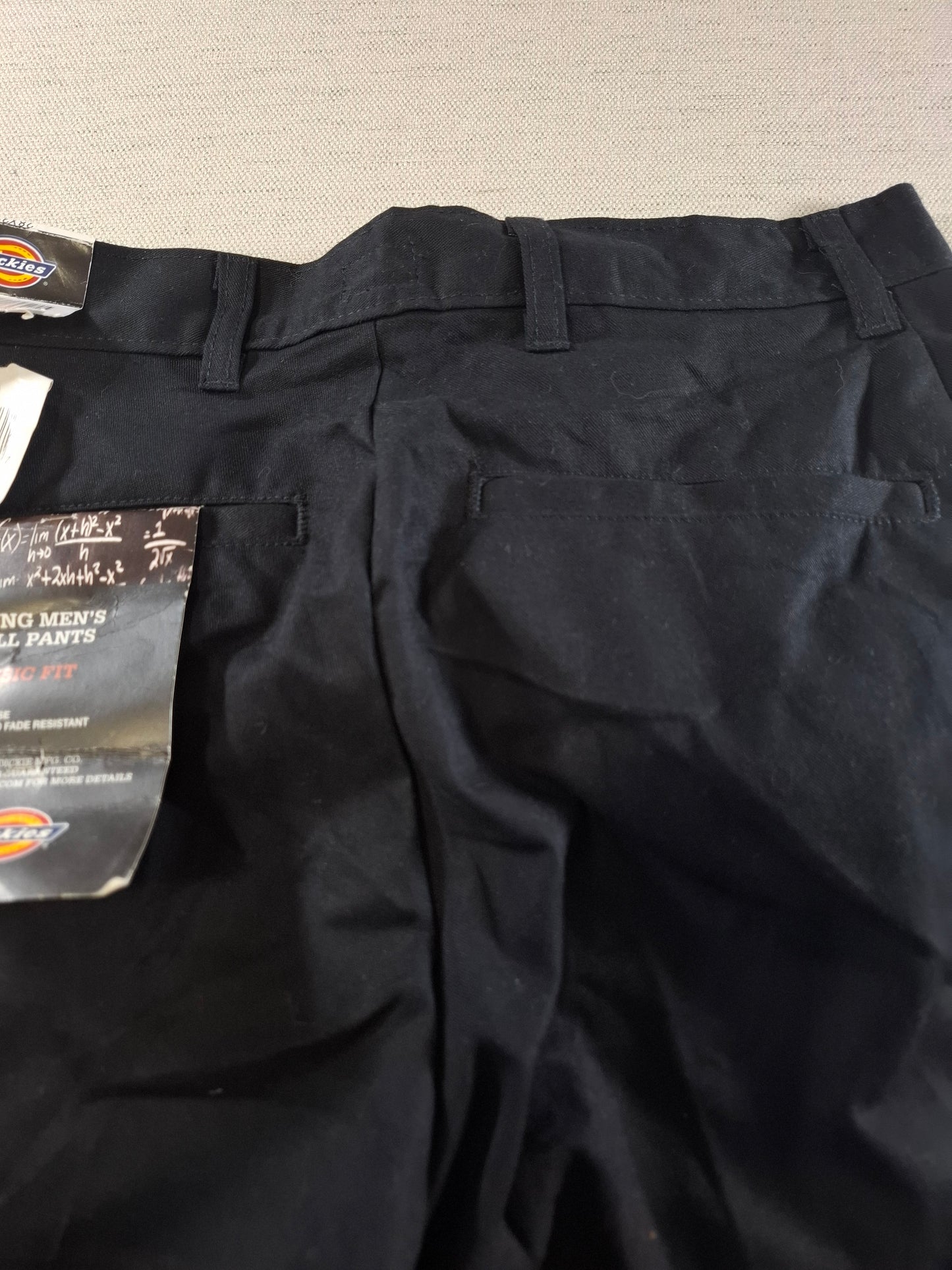 001517 – Dickies Pants – Black, Size 28/32