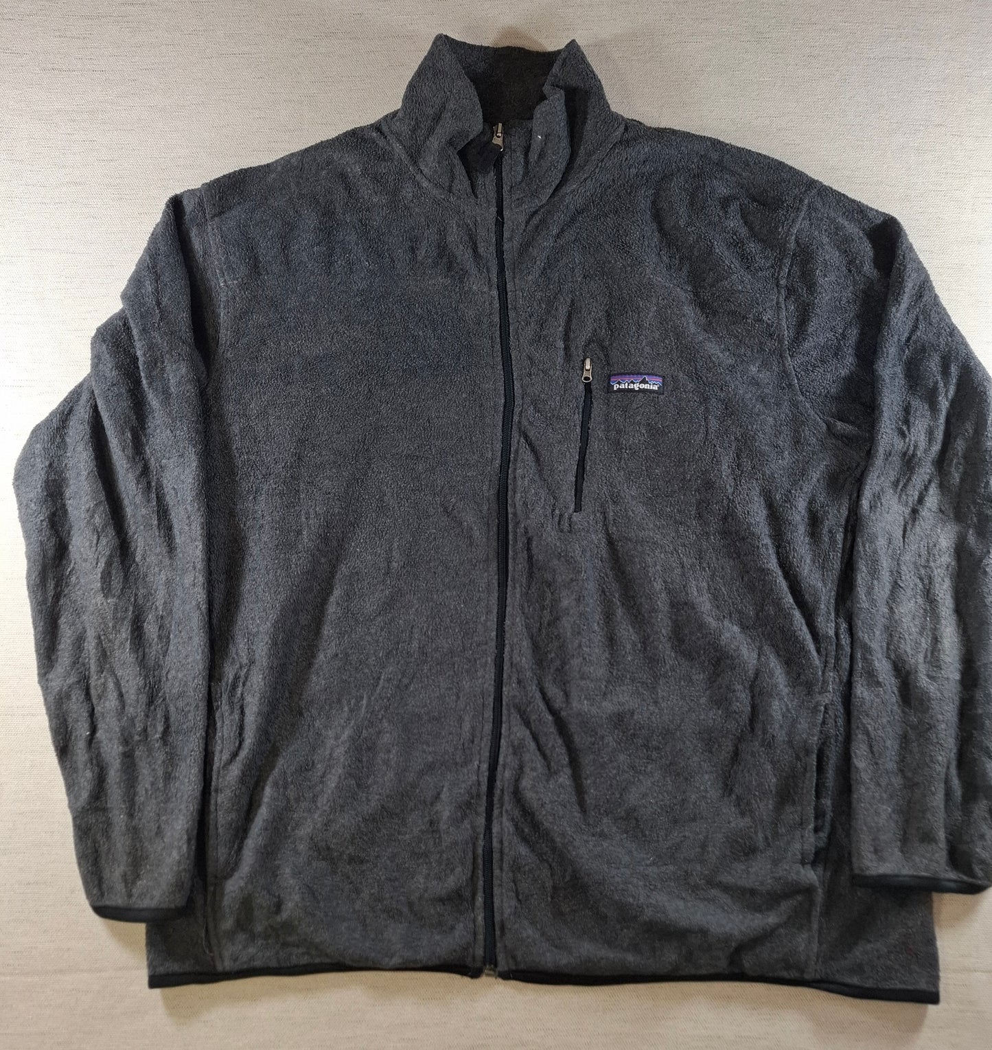 001498 – Patagonia Fleece Jacket – Charcoal, Size Women's M