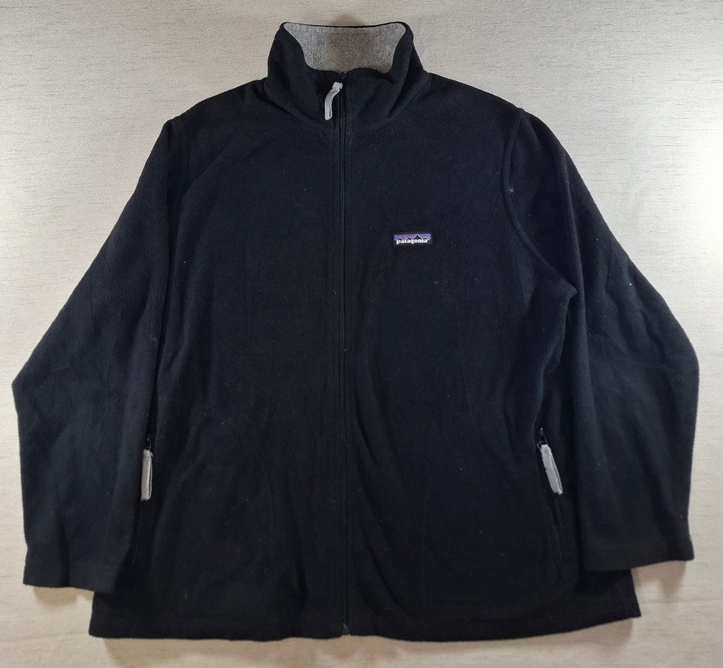 001499 – Patagonia Fleece Jacket – Black, Size L