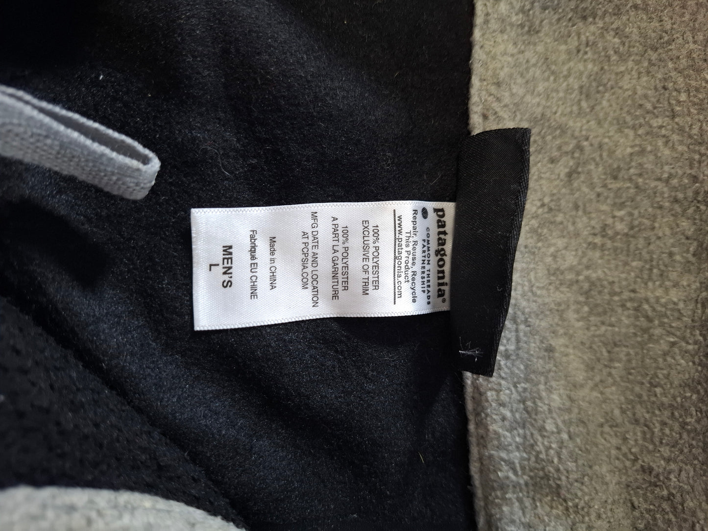 001499 – Patagonia Fleece Jacket – Black, Size L