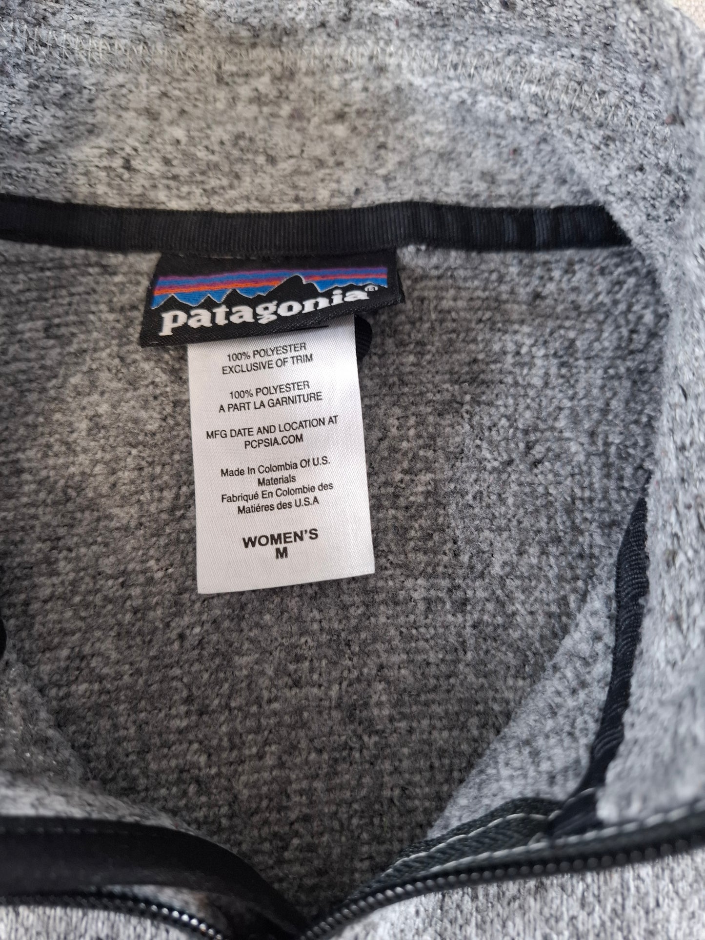 001500 – Patagonia Fleece Jacket – Grey, Size Women's M