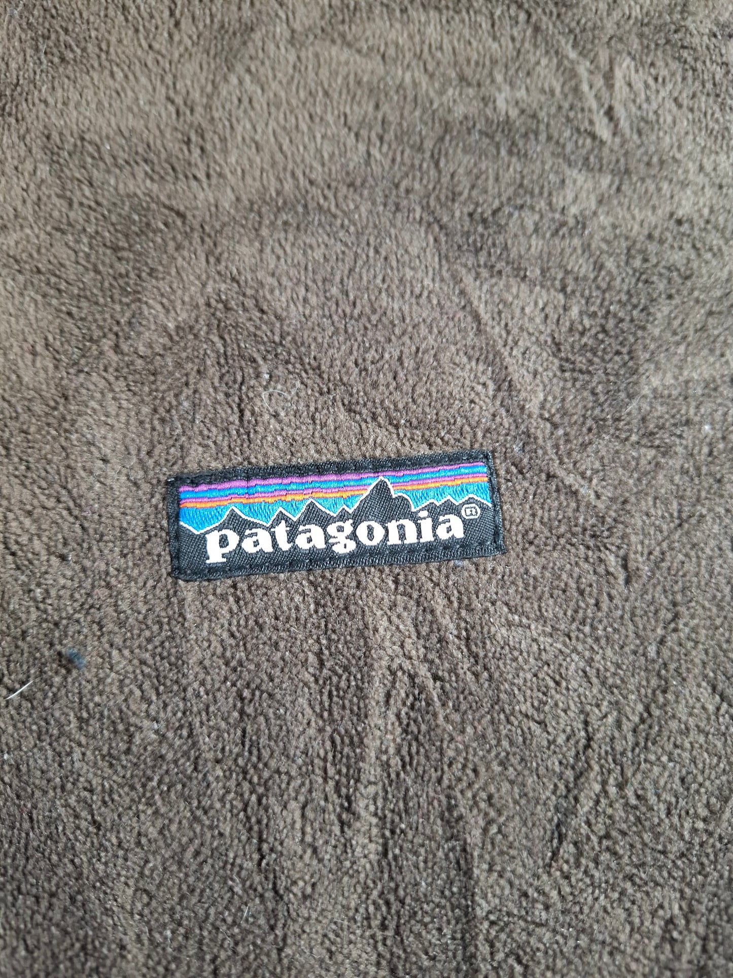 001501 – Patagonia Fleece Vest / Body Warmer – Brown, Size L
