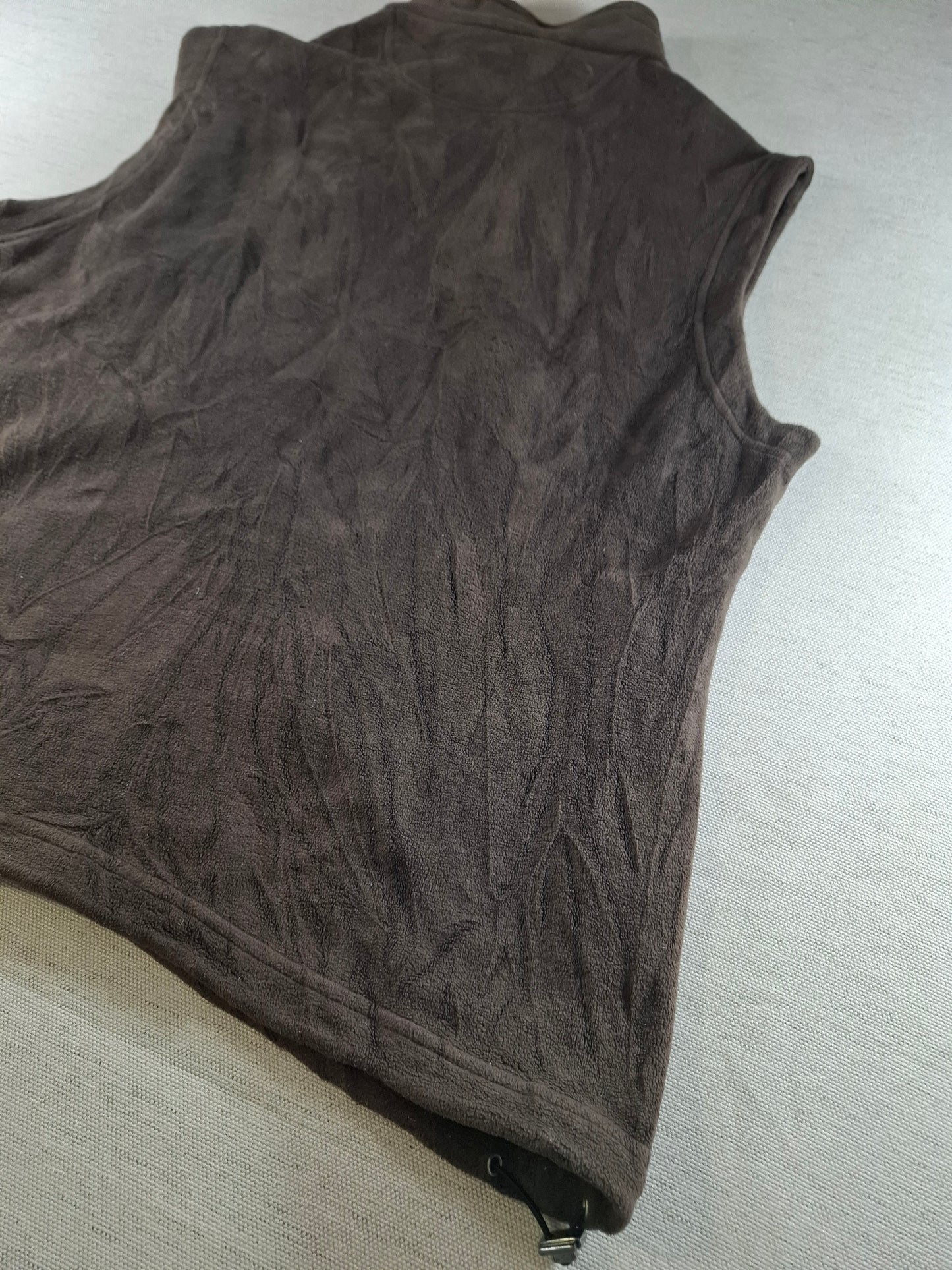 001501 – Patagonia Fleece Vest / Body Warmer – Brown, Size L