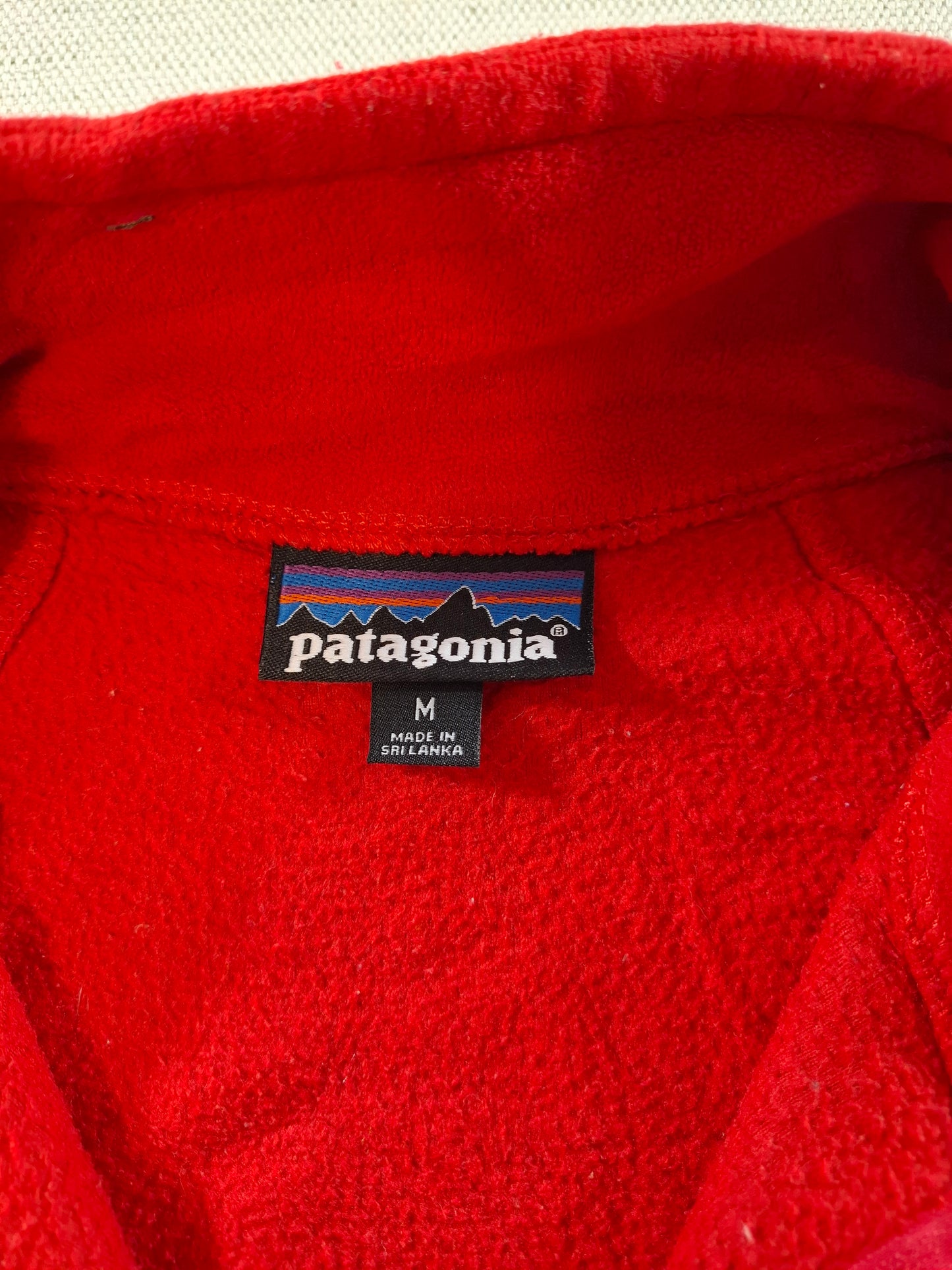 001503 – Patagonia Fleece Jacket – Red, Size M