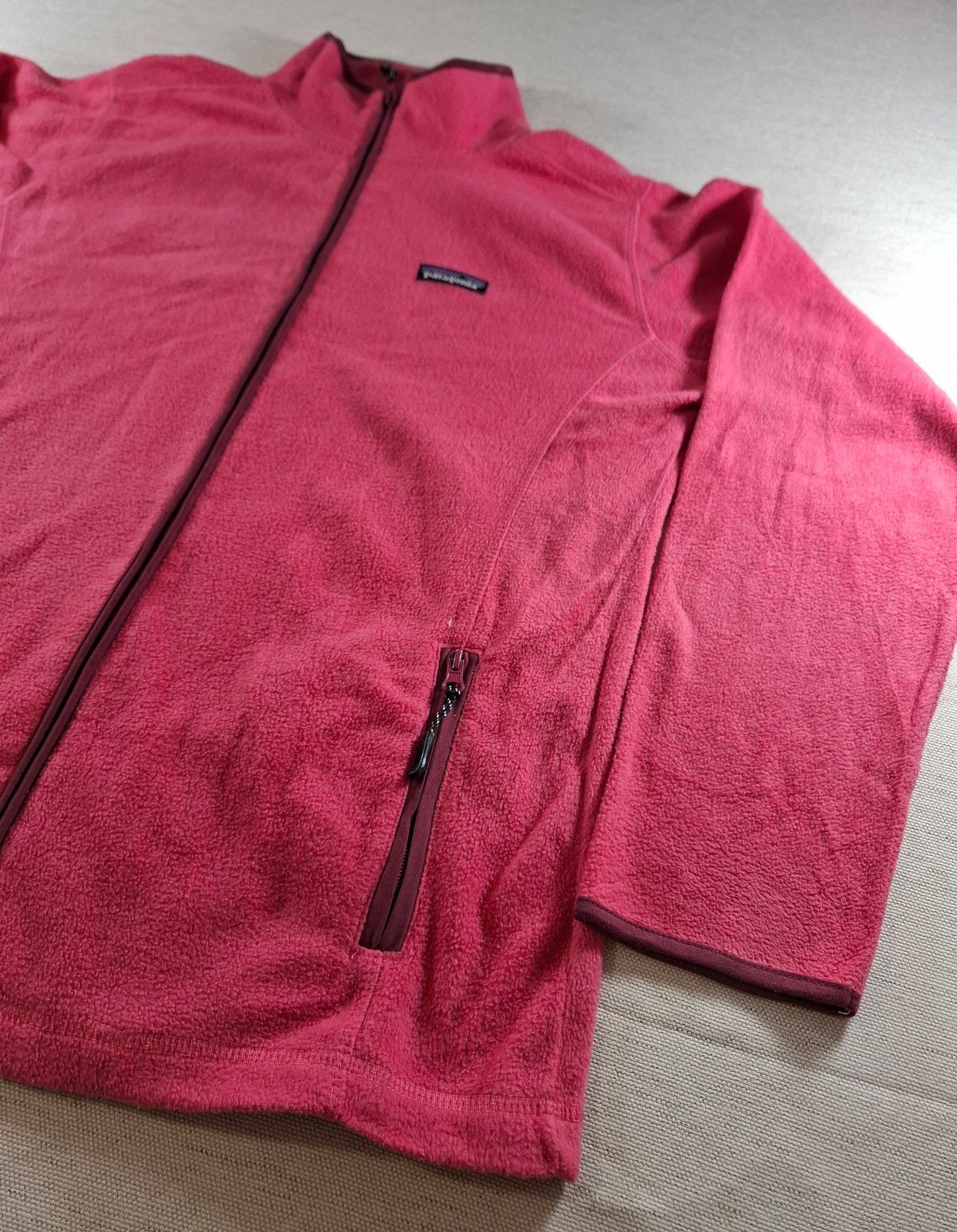 001506 – Patagonia Fleece Jacket – Pink, Size Women's L