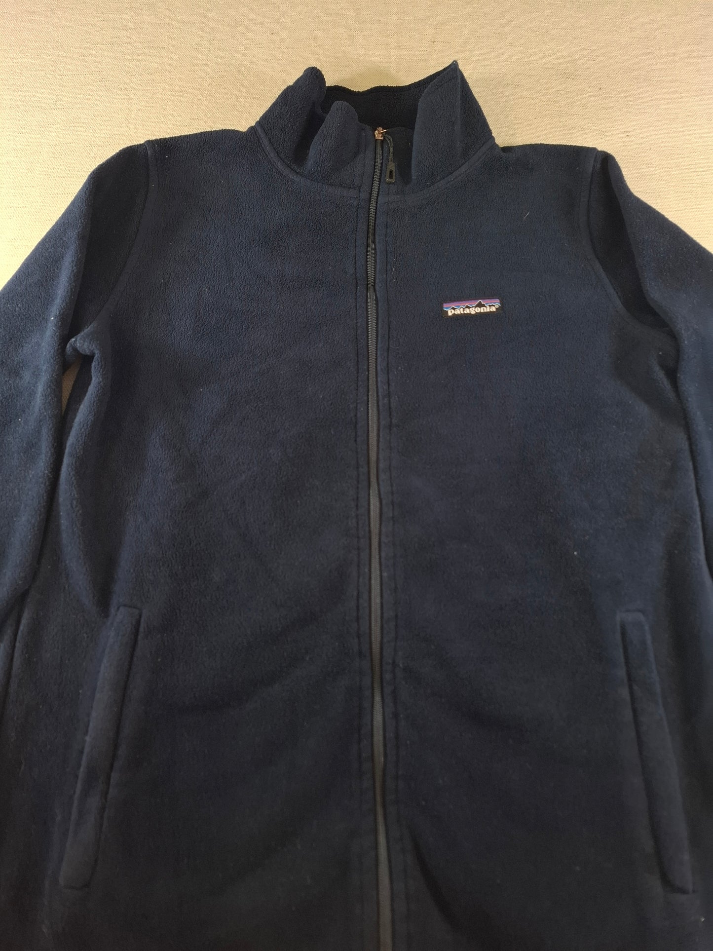 001528 – Patagonia Fleece Jacket – Navy, Size Women's M
