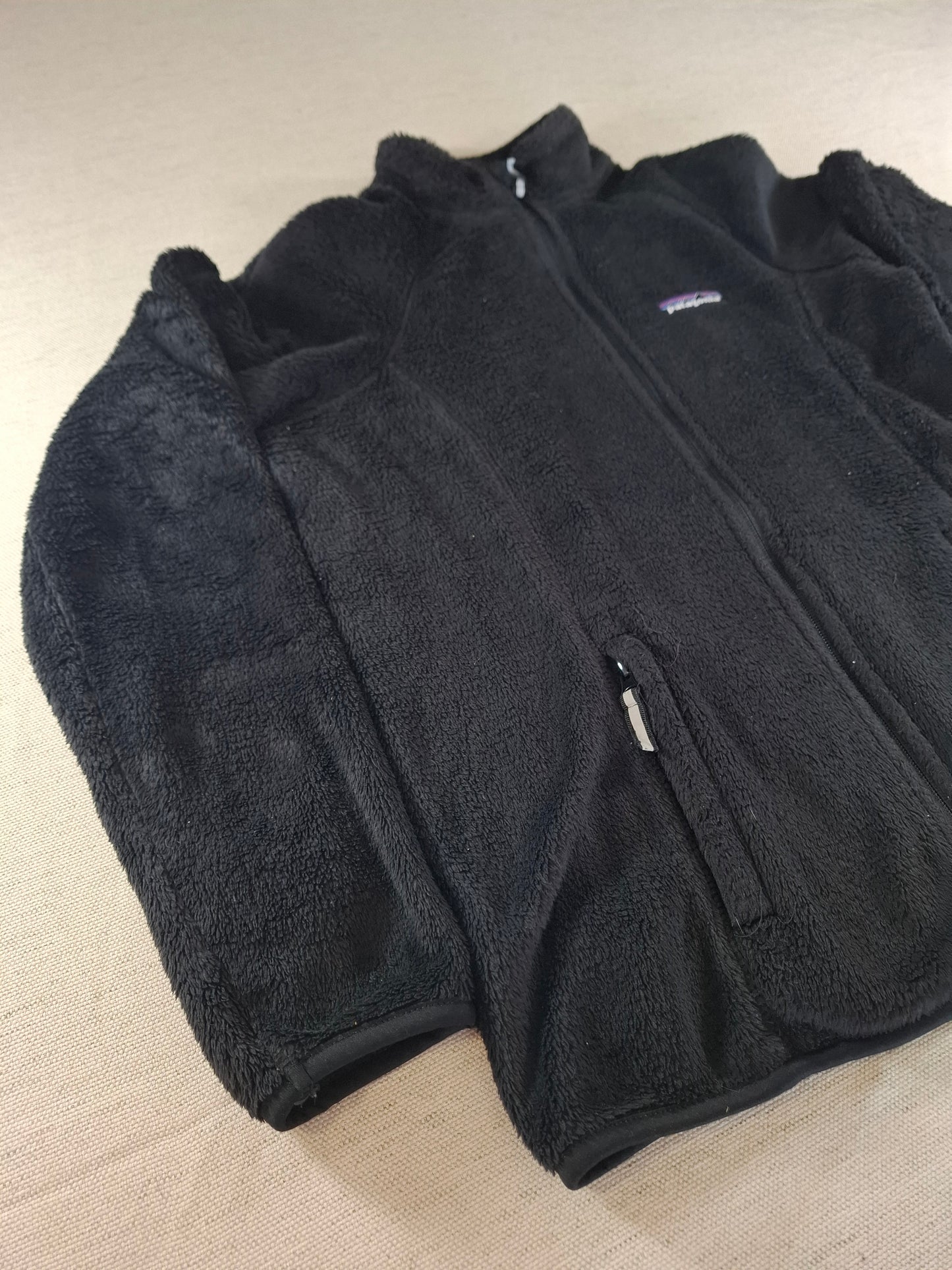 001529 – Patagonia Fleece Jacket – Black, Size M