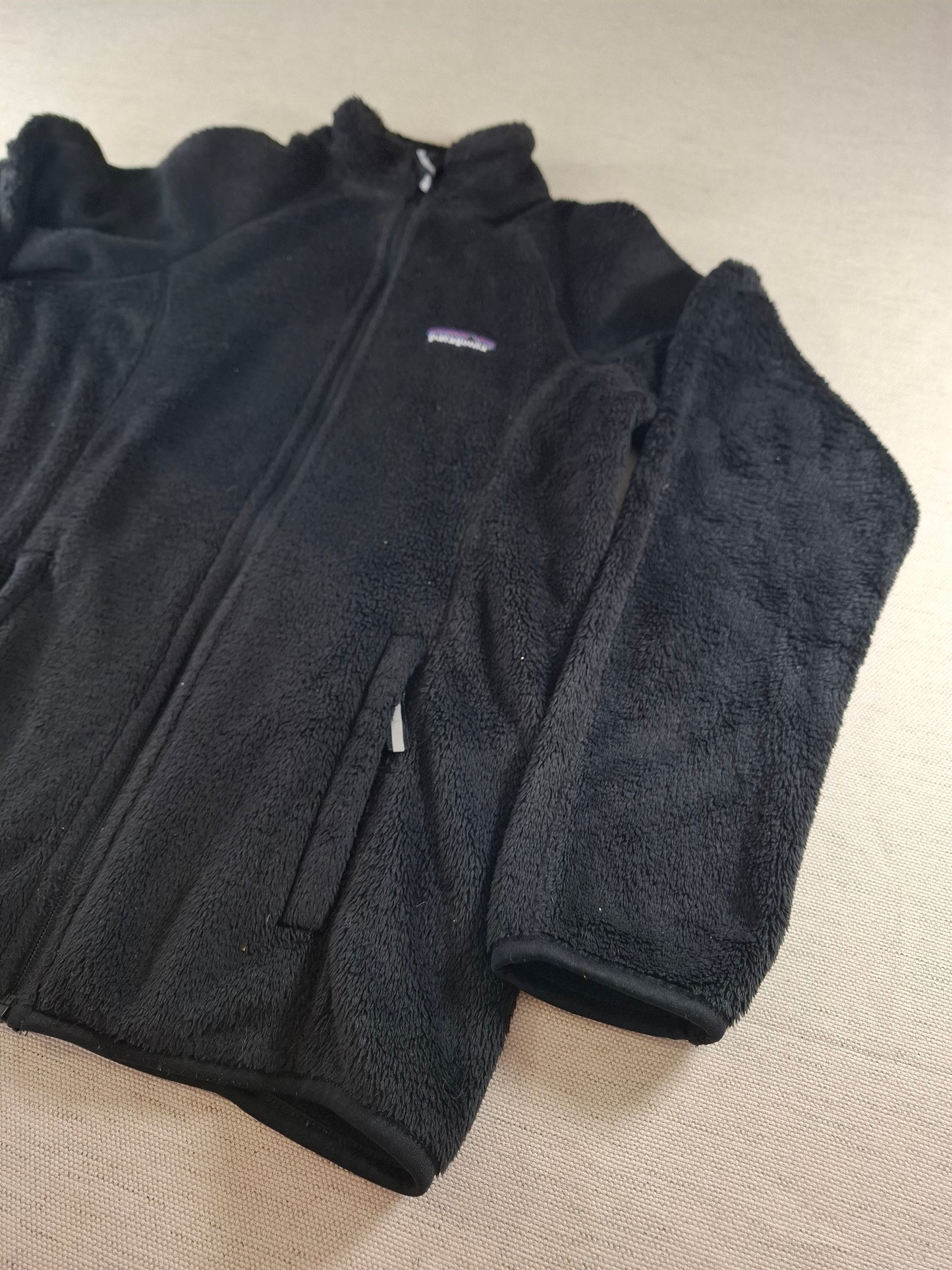 001529 – Patagonia Fleece Jacket – Black, Size M