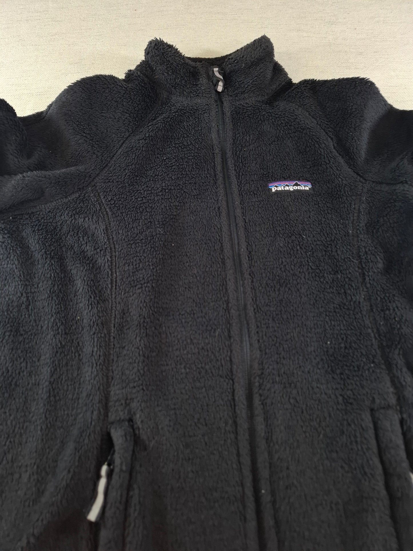 001529 – Patagonia Fleece Jacket – Black, Size M