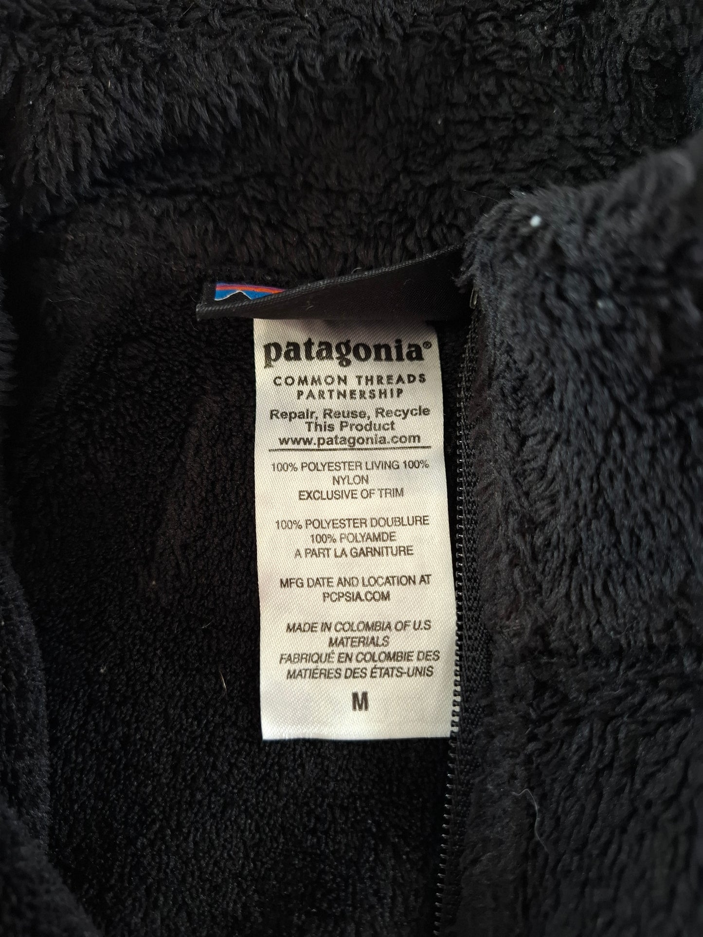 001529 – Patagonia Fleece Jacket – Black, Size M