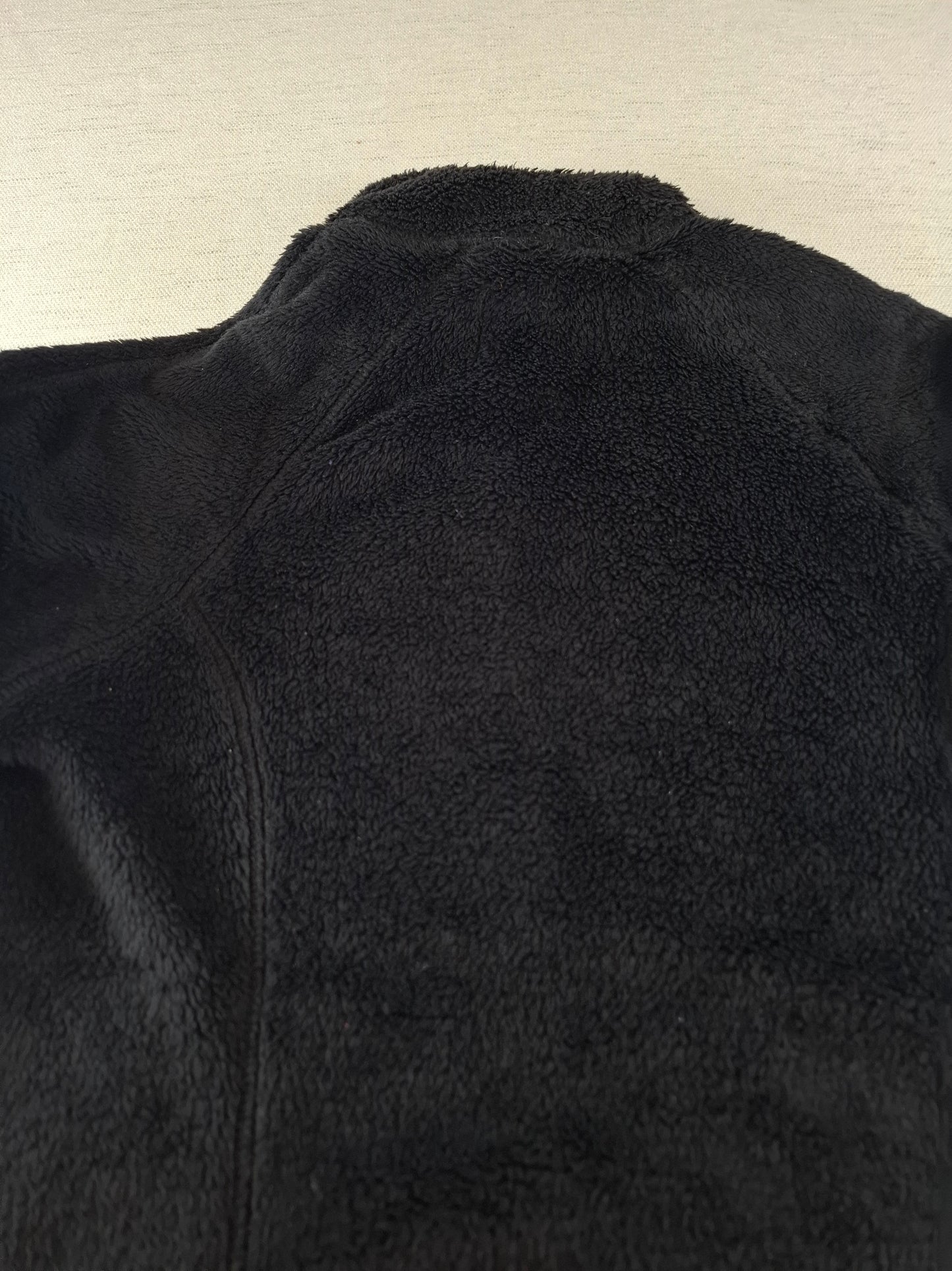 001529 – Patagonia Fleece Jacket – Black, Size M