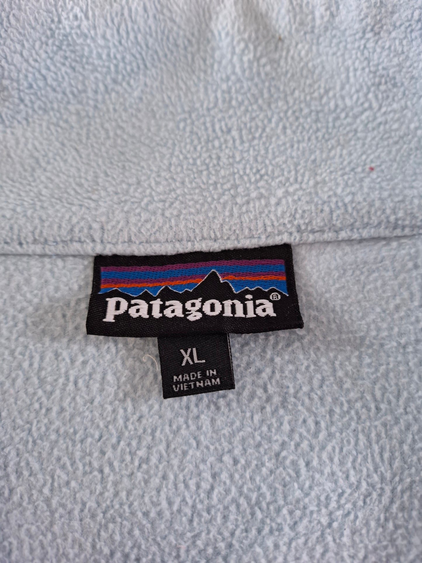 001530 – Patagonia Fleece Jacket – Turquoise, Size XL
