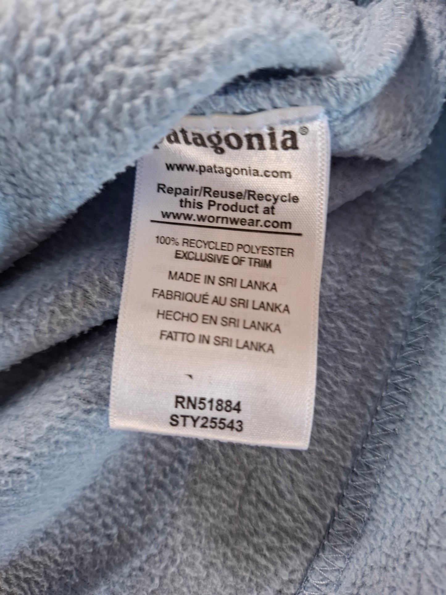 001531 – Patagonia Fleece Jacket – Light Blue, Size XL