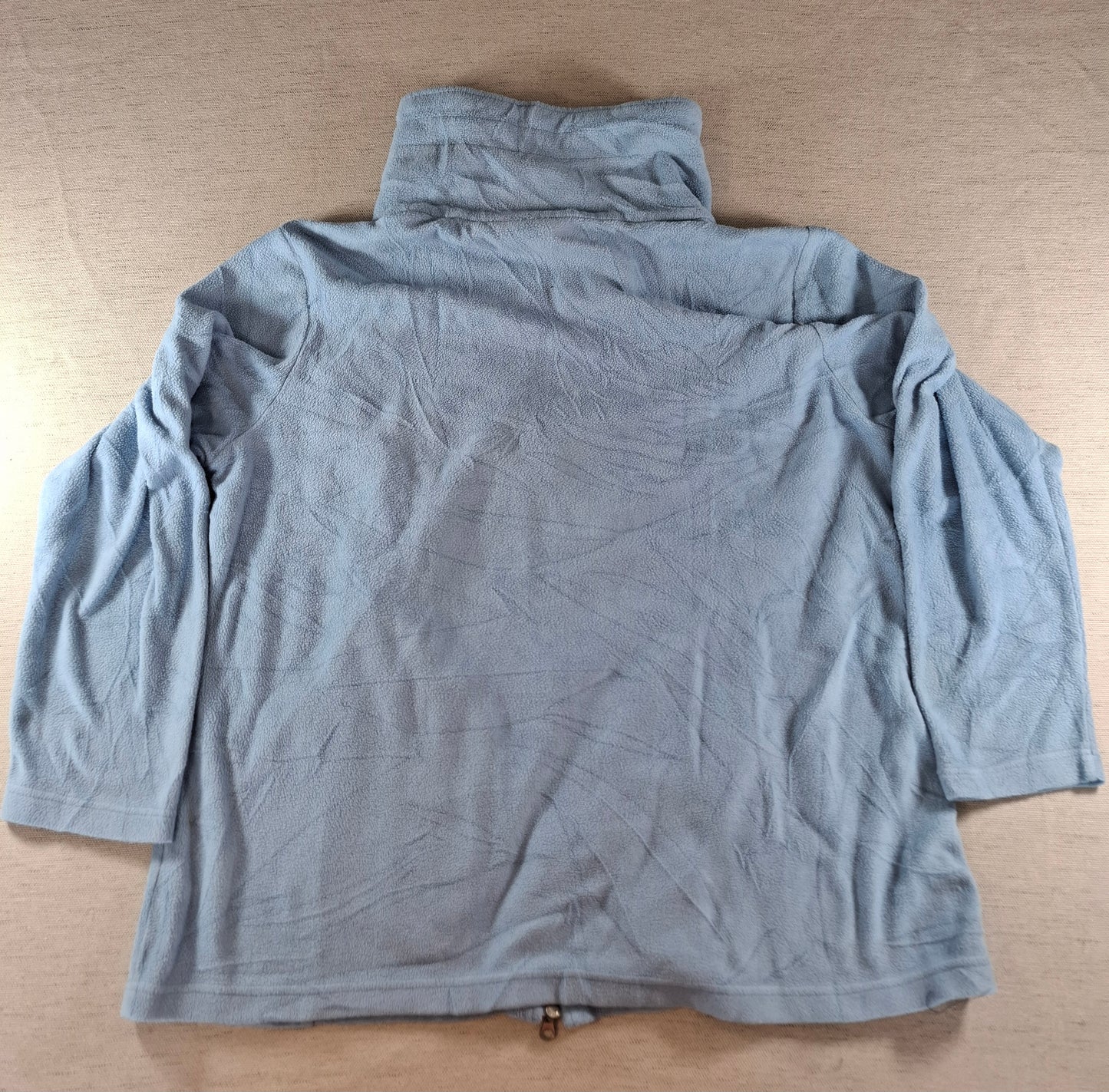 001531 – Patagonia Fleece Jacket – Light Blue, Size XL