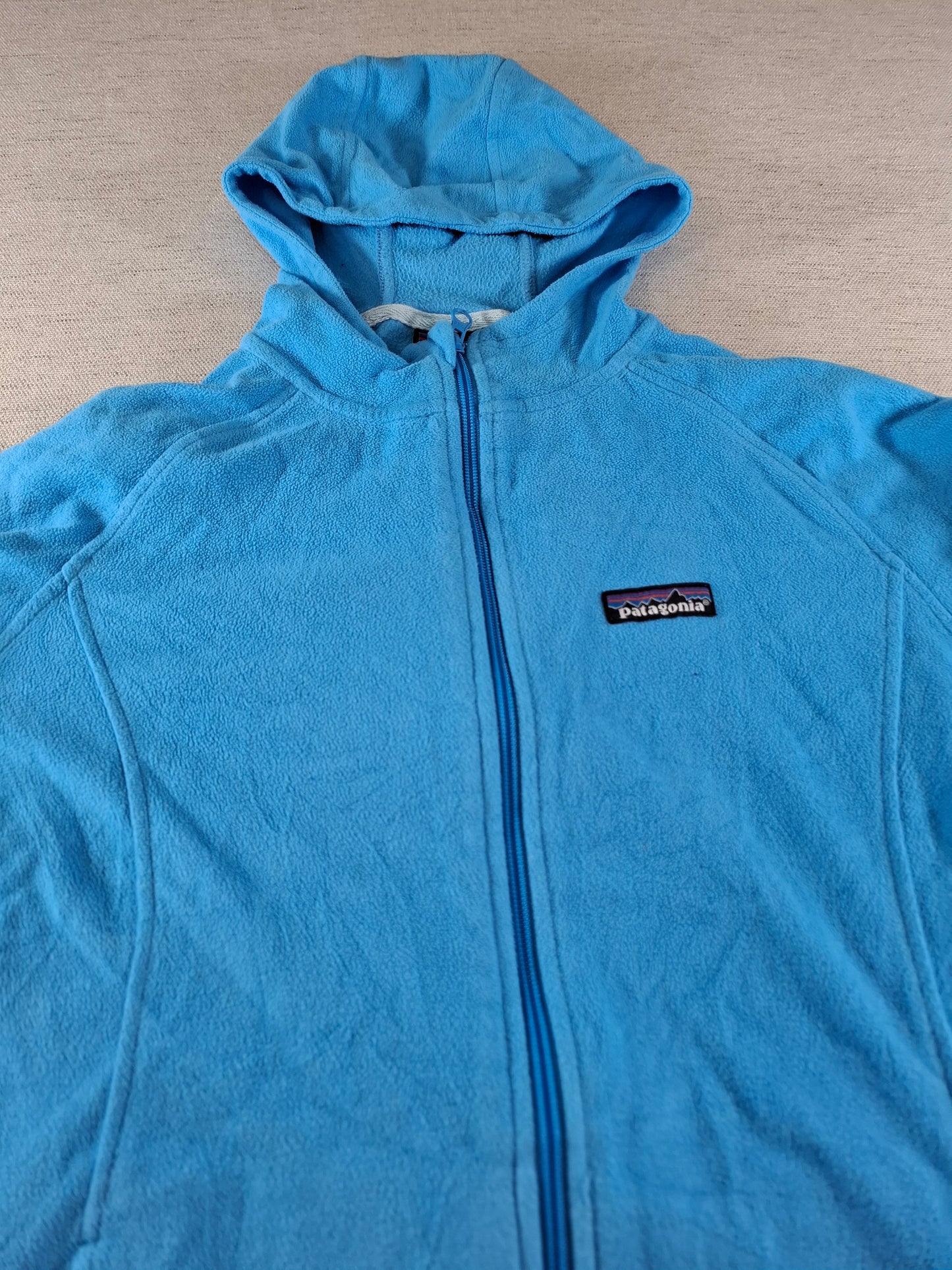 001532 – Patagonia Hoodie – Blue, Size Women's M