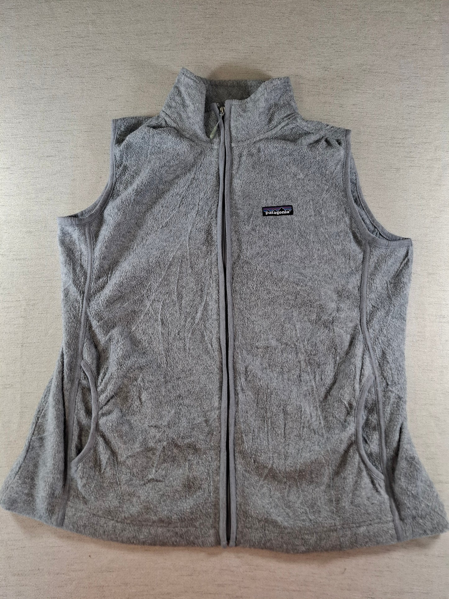 001533 – Patagonia Fleece Vest – Grey, Size Women's L